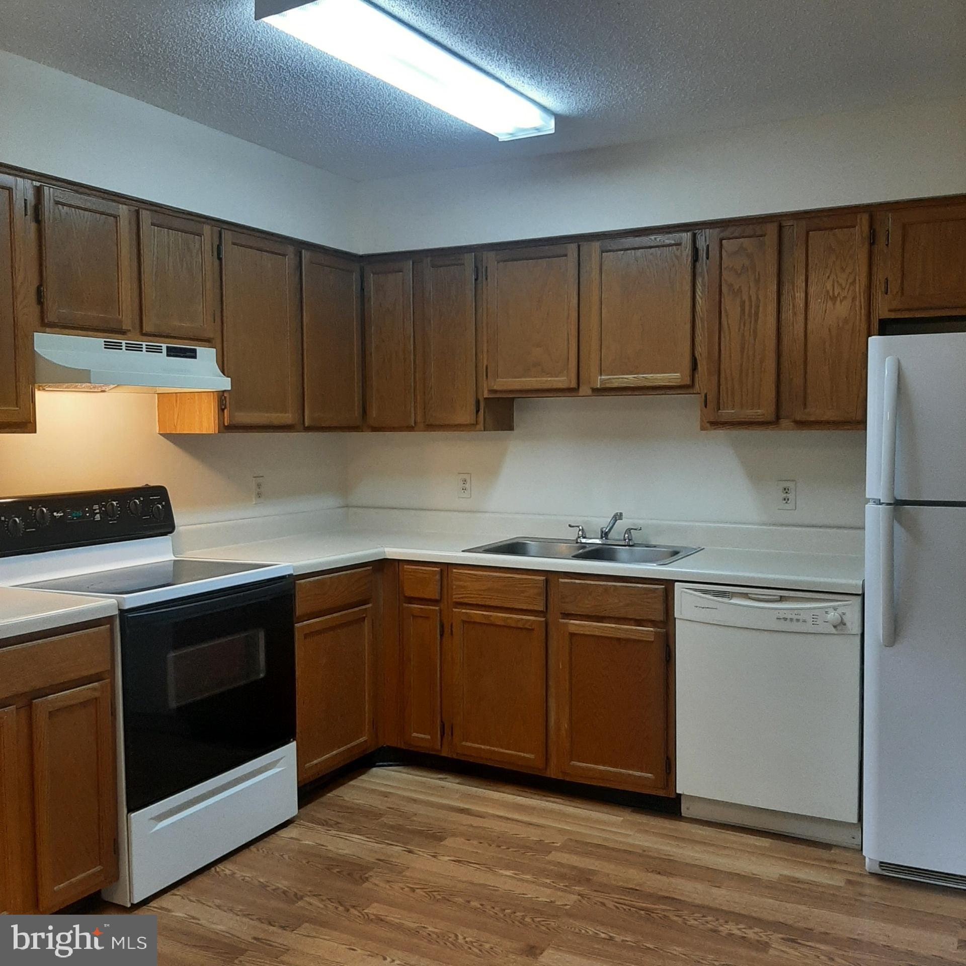 WILLOW BROOK - Residential Lease