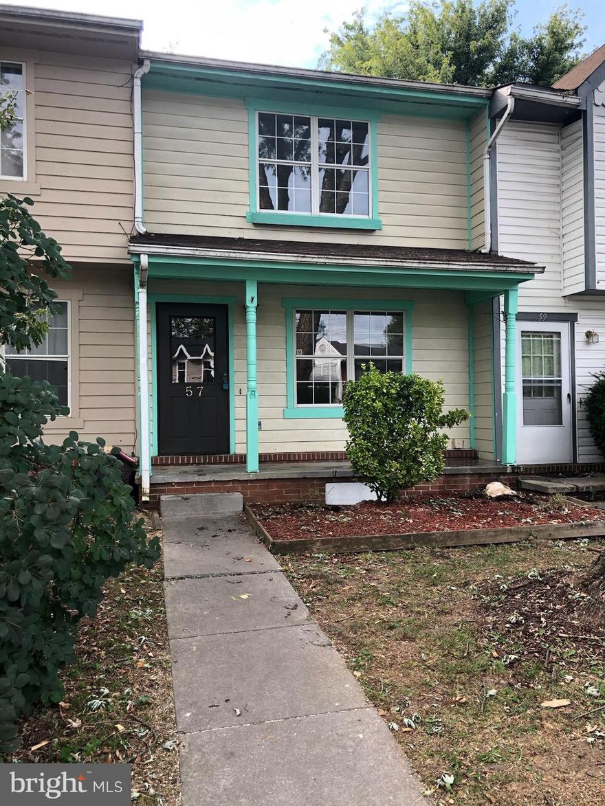 Well located affordable rental.  New laminate flooring downstairs, new carpet on steps and upstairs. 
Close to shopping and many community amenities. Easy to maintain, large living room, eat-in kitchen with all appliances. Rear deck with secure storage and privacy fenced. Trash service is provided with rent.