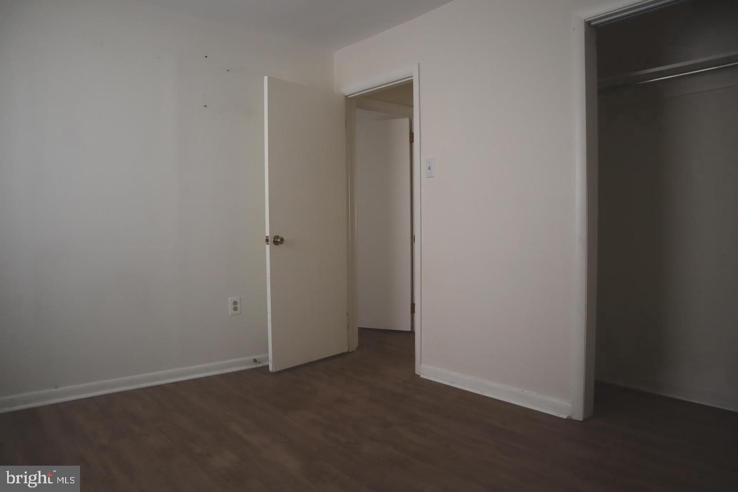 COURT OF HENDERSON - Residential Lease