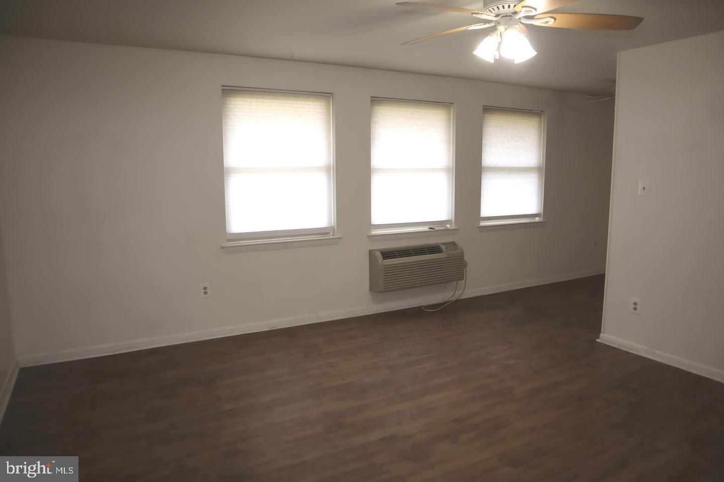 COURT OF HENDERSON - Residential Lease