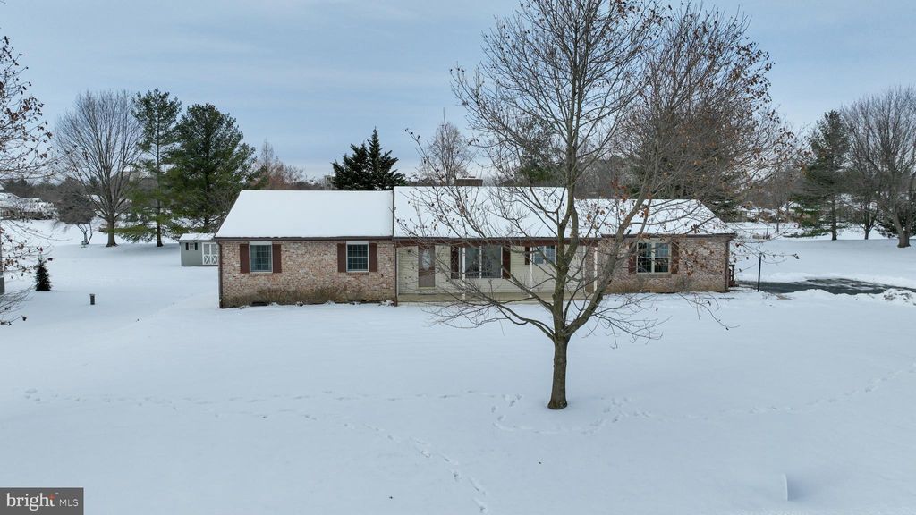 Photo of 21 Runway Avenue, NEW HOLLAND, PA 17557 (MLS # PALA2062654)