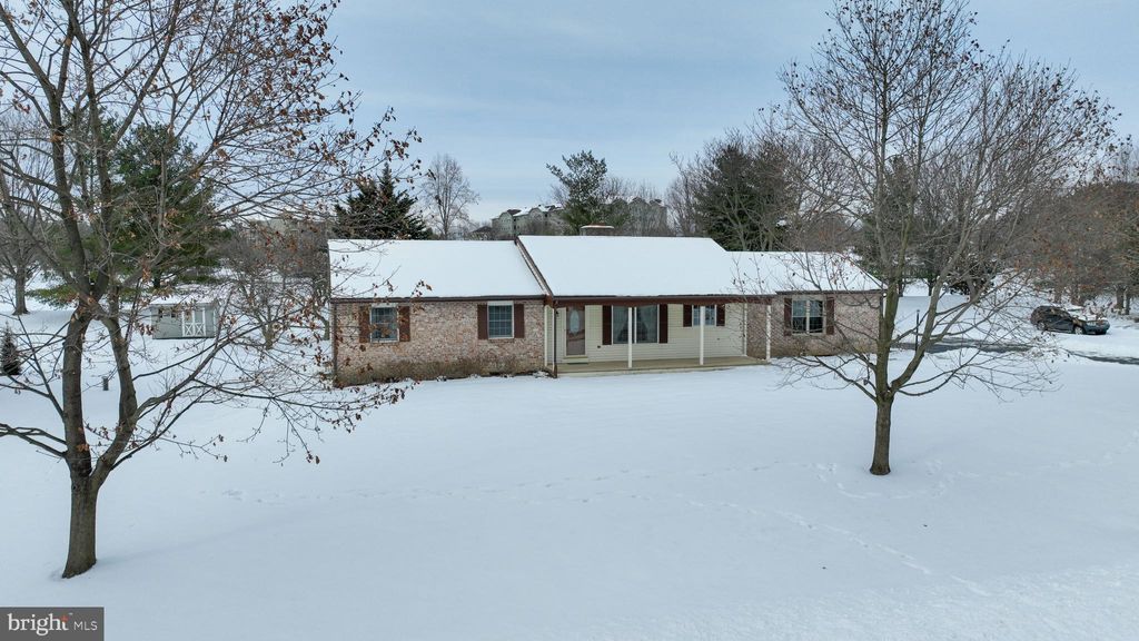 Photo of 21 Runway Avenue, NEW HOLLAND, PA 17557 (MLS # PALA2062654)