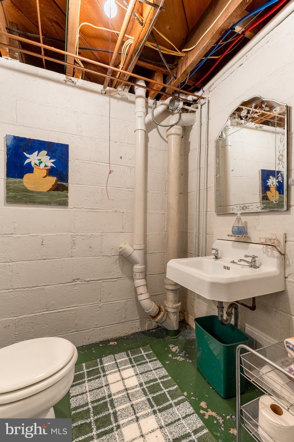 COLLEGE HEIGHTS - Residential