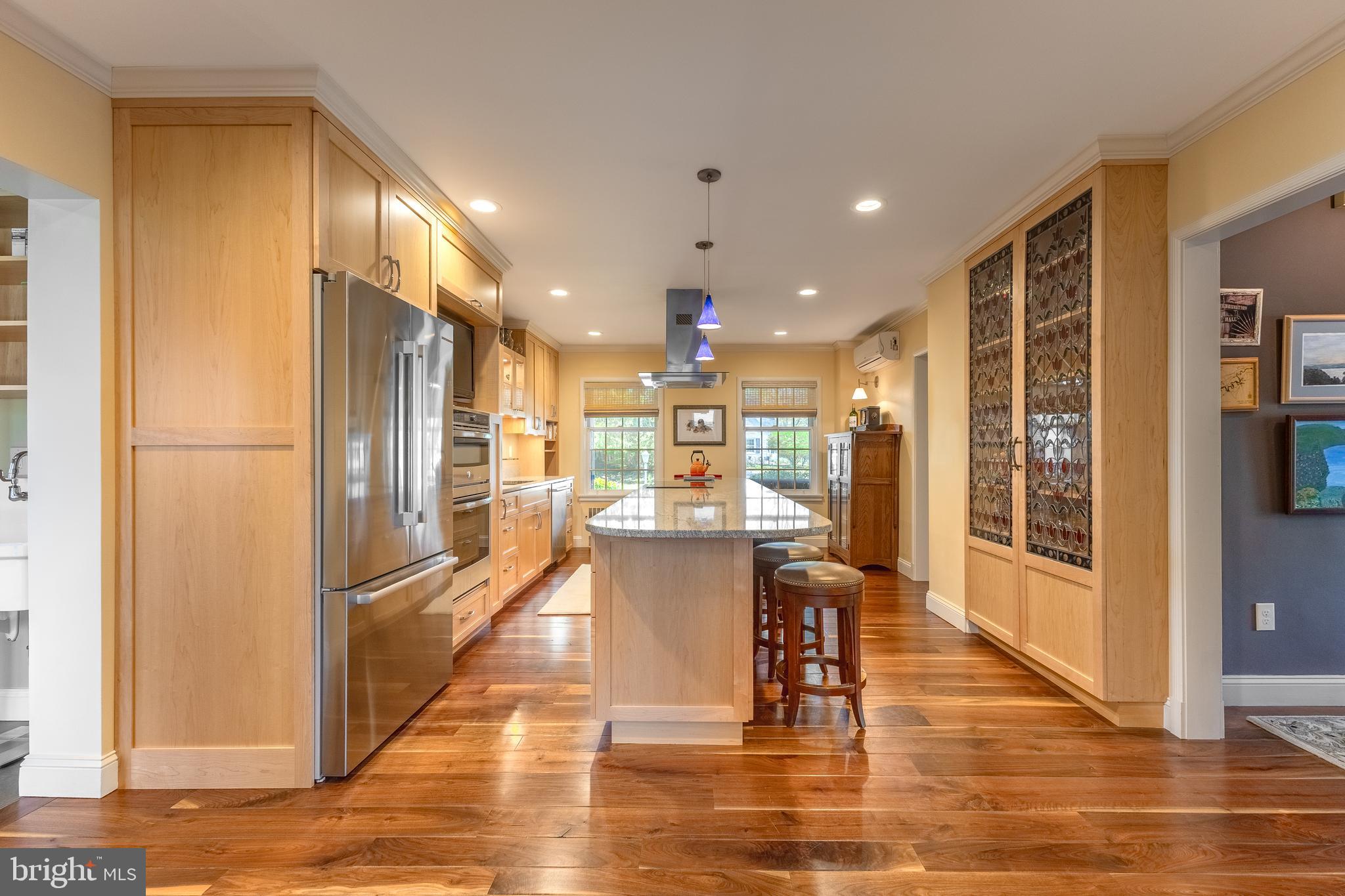 COLLEGE HEIGHTS - Residential