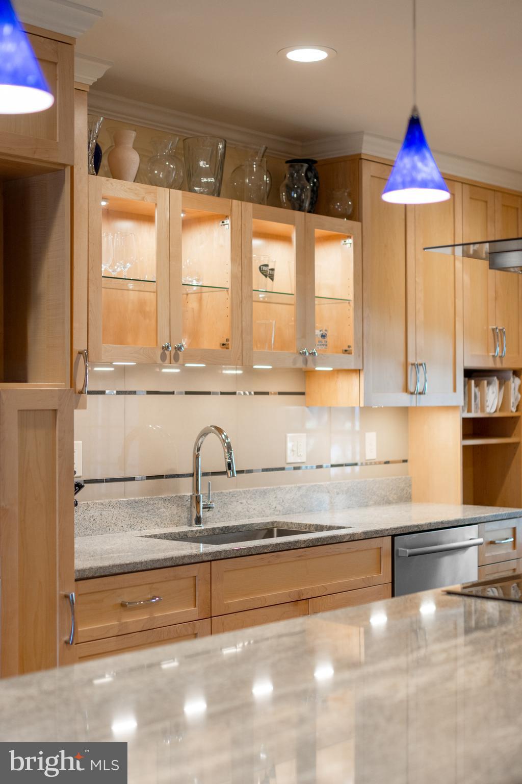 COLLEGE HEIGHTS - Residential