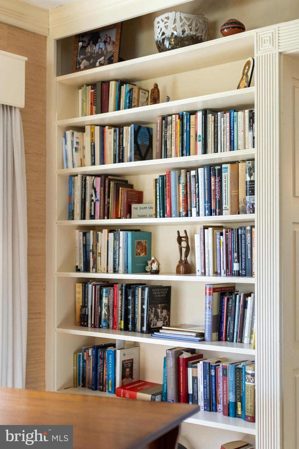 COLLEGE HEIGHTS - Residential