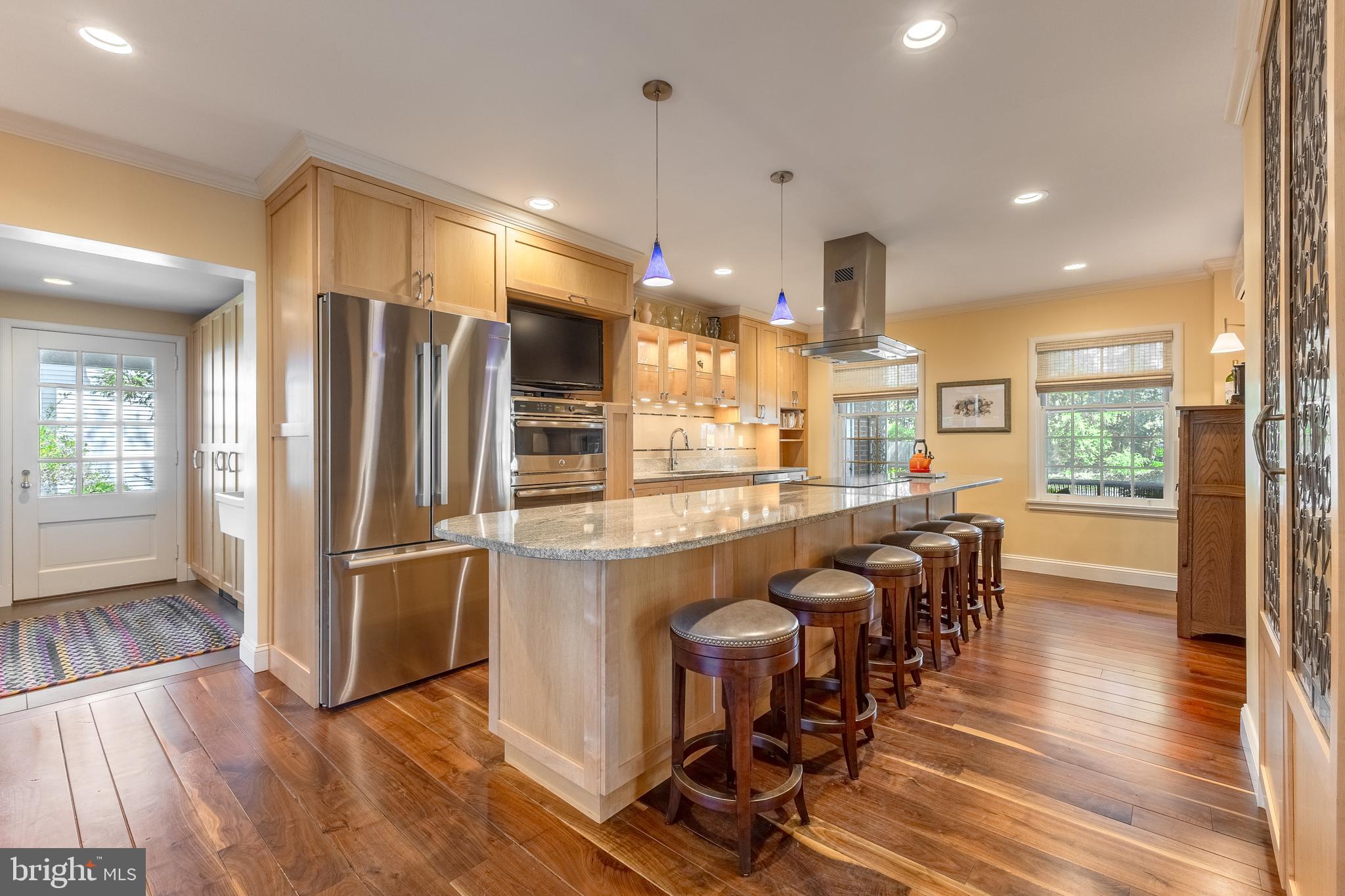 COLLEGE HEIGHTS - Residential