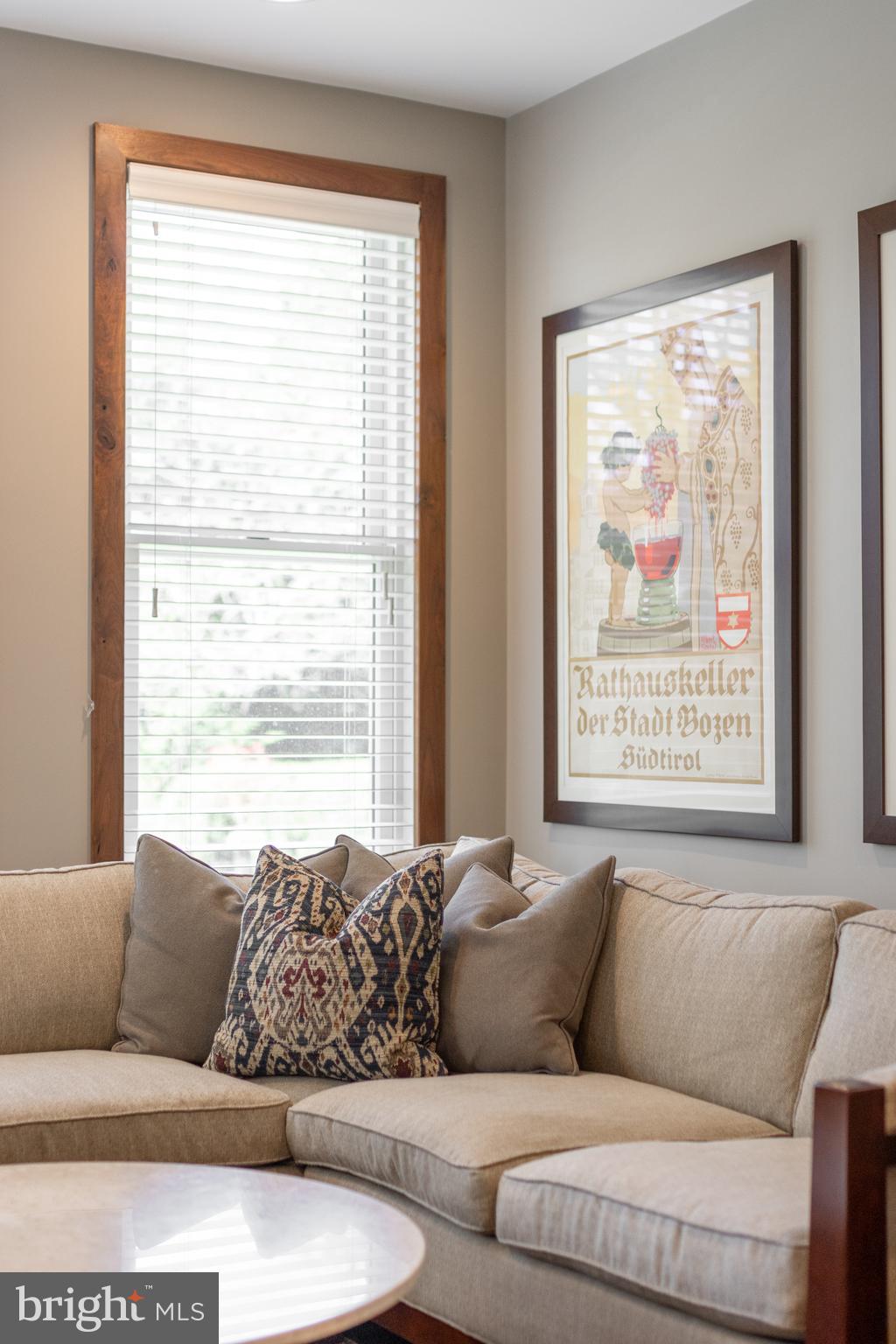 COLLEGE HEIGHTS - Residential