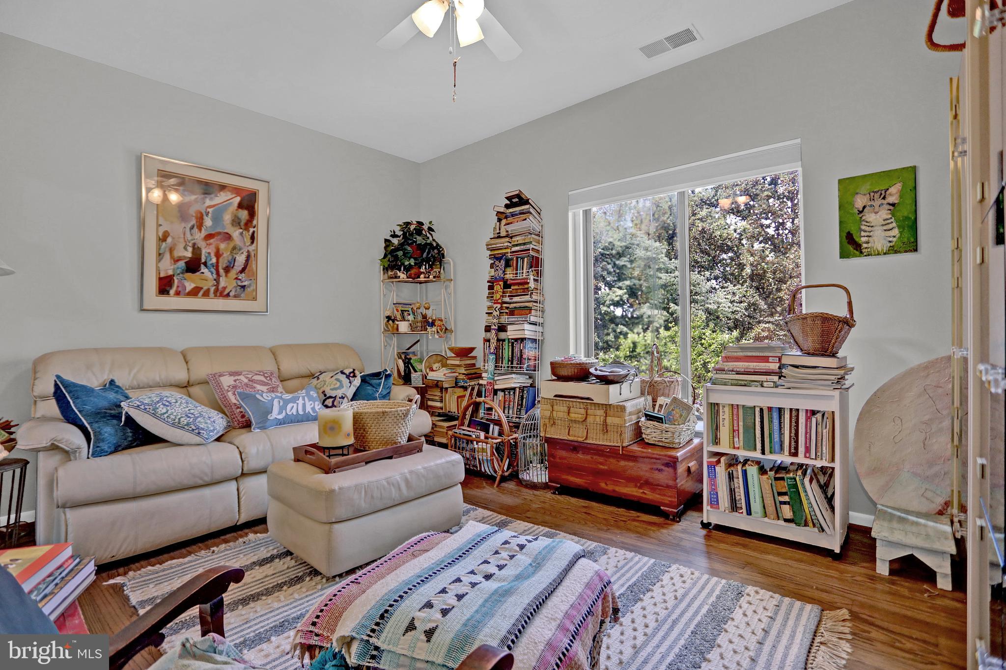 THE TOWERS - Residential