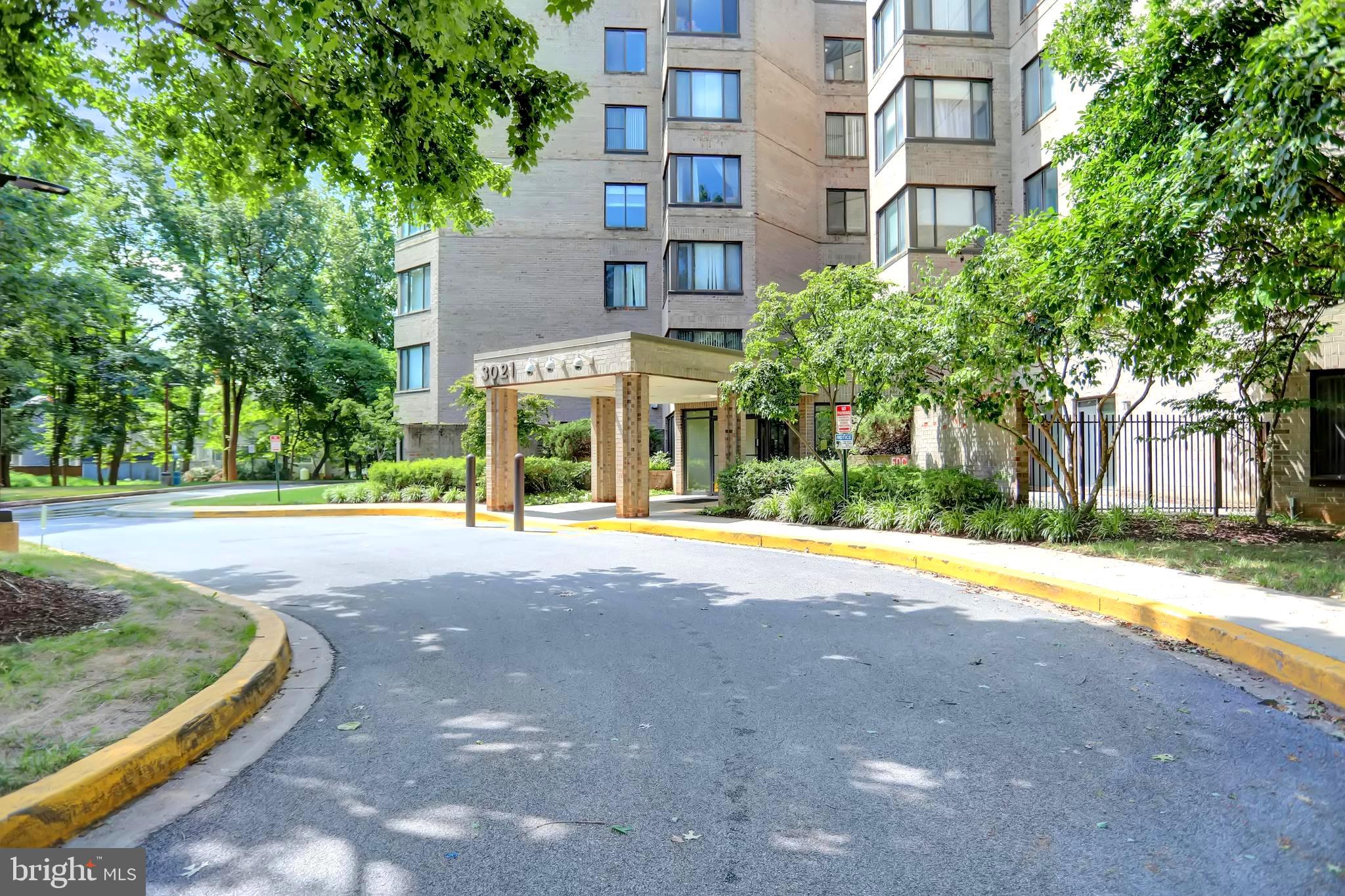 THE TOWERS - Residential