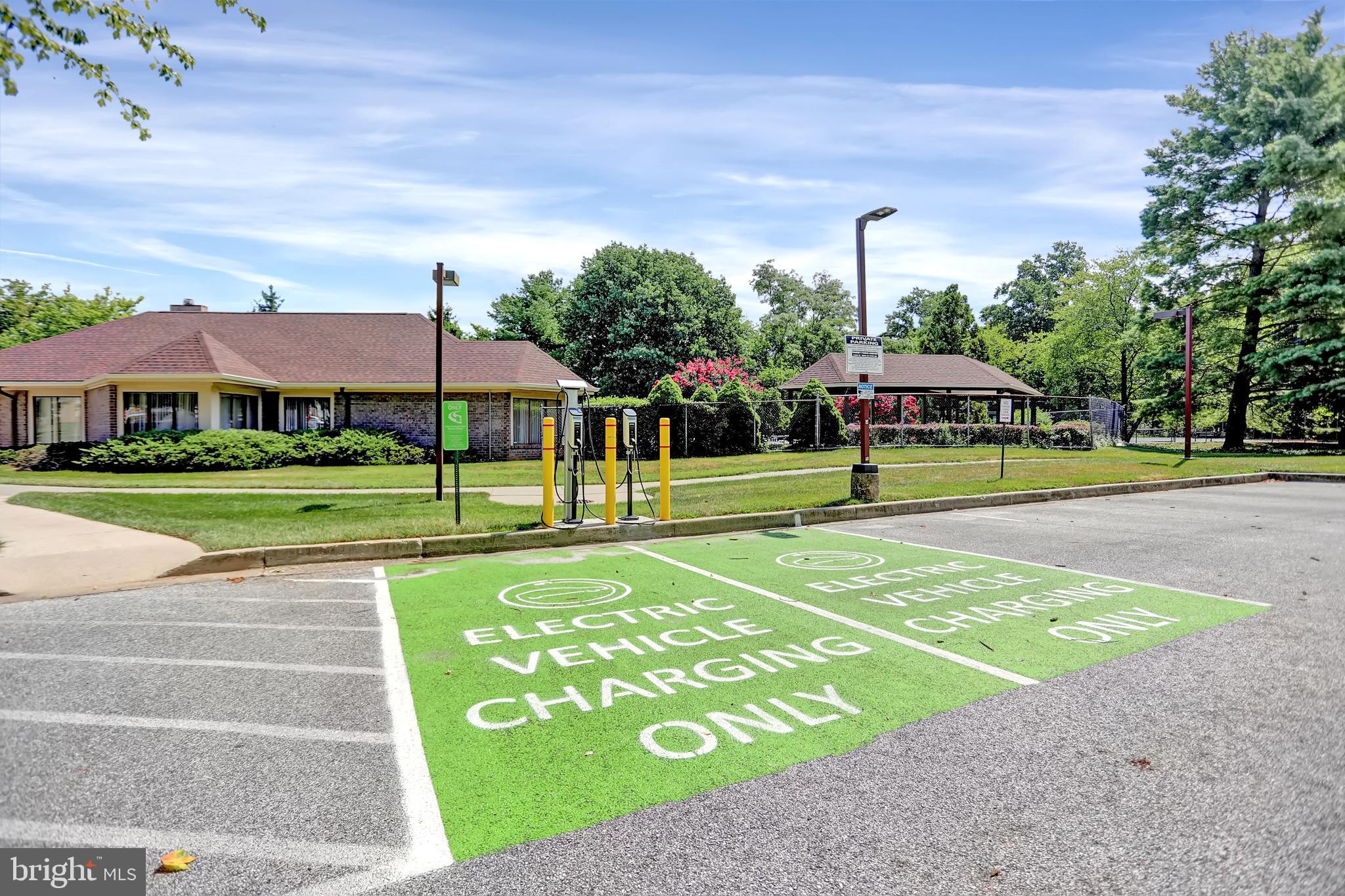 THE TOWERS - Residential