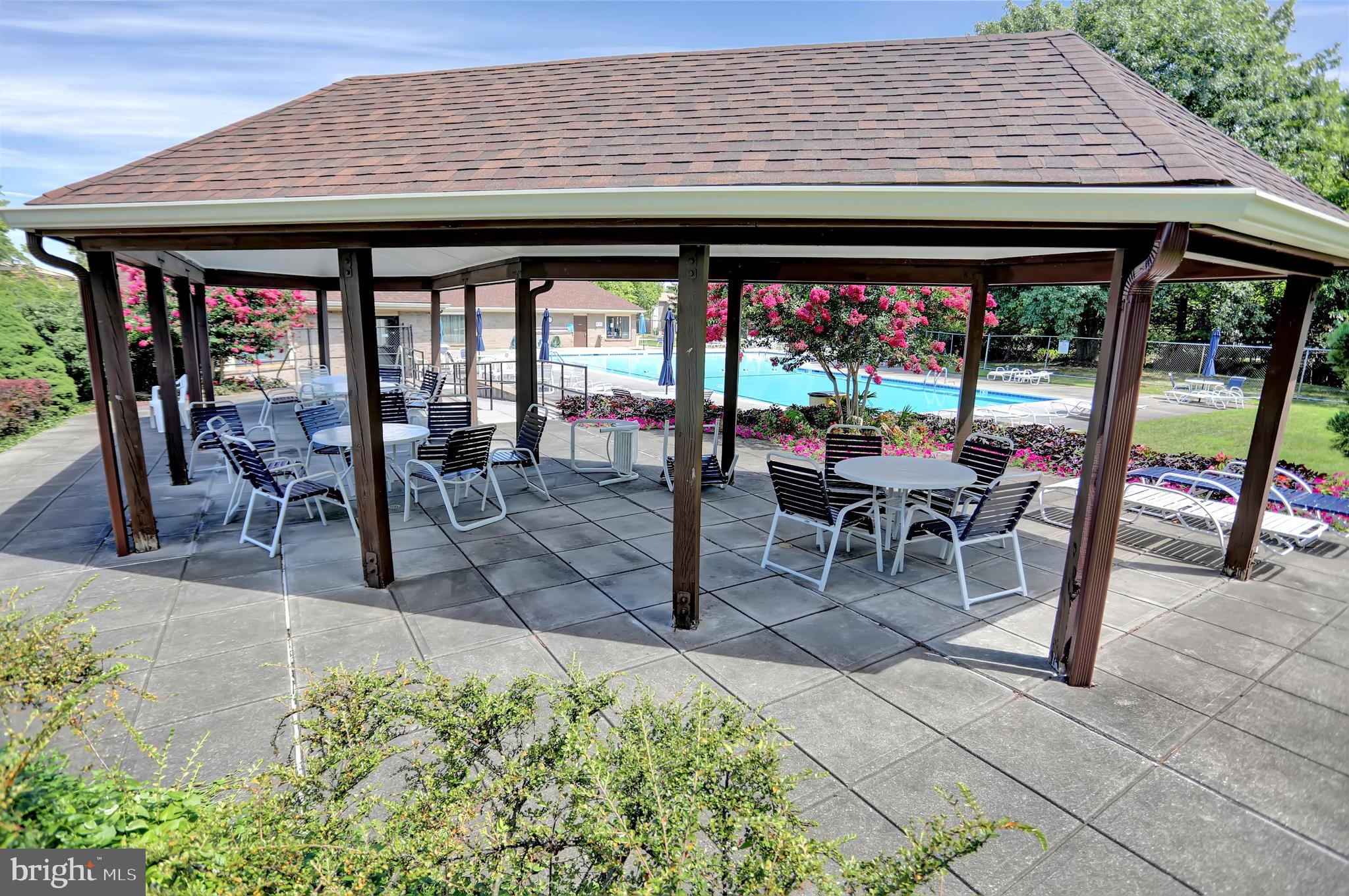 THE TOWERS - Residential