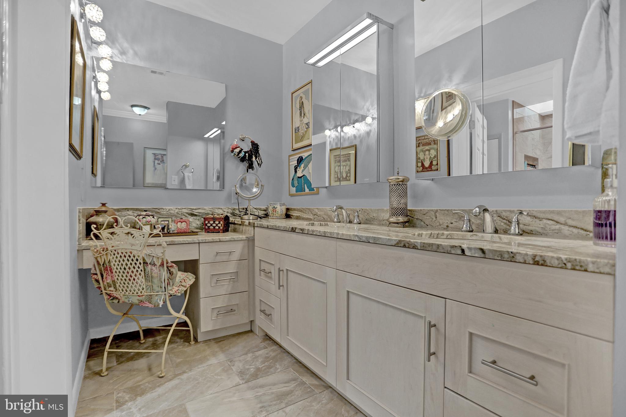 THE TOWERS - Residential