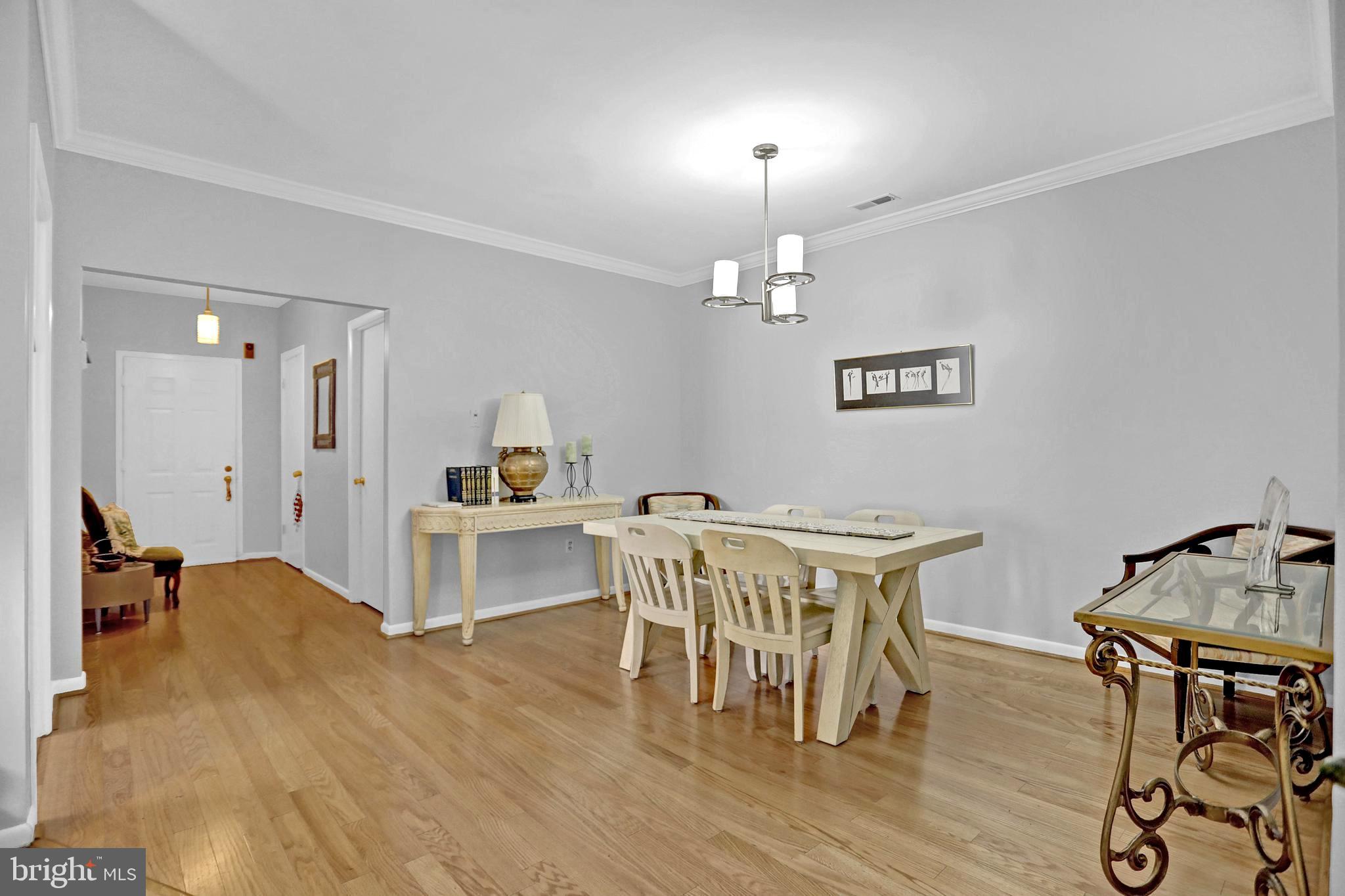 THE TOWERS - Residential