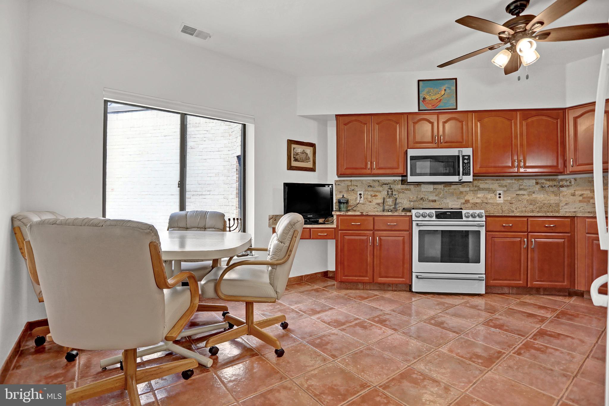 THE TOWERS - Residential