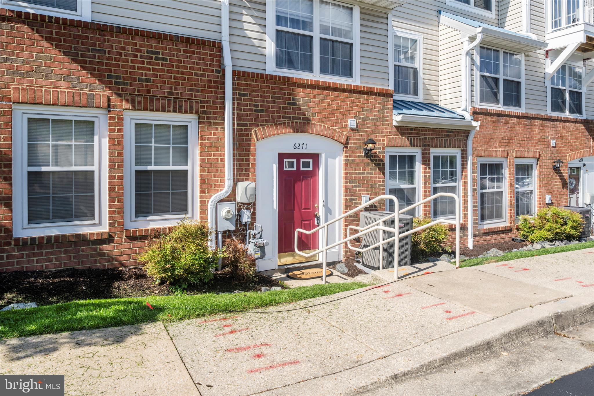 ELKRIDGE TOWN CENTER - Residential