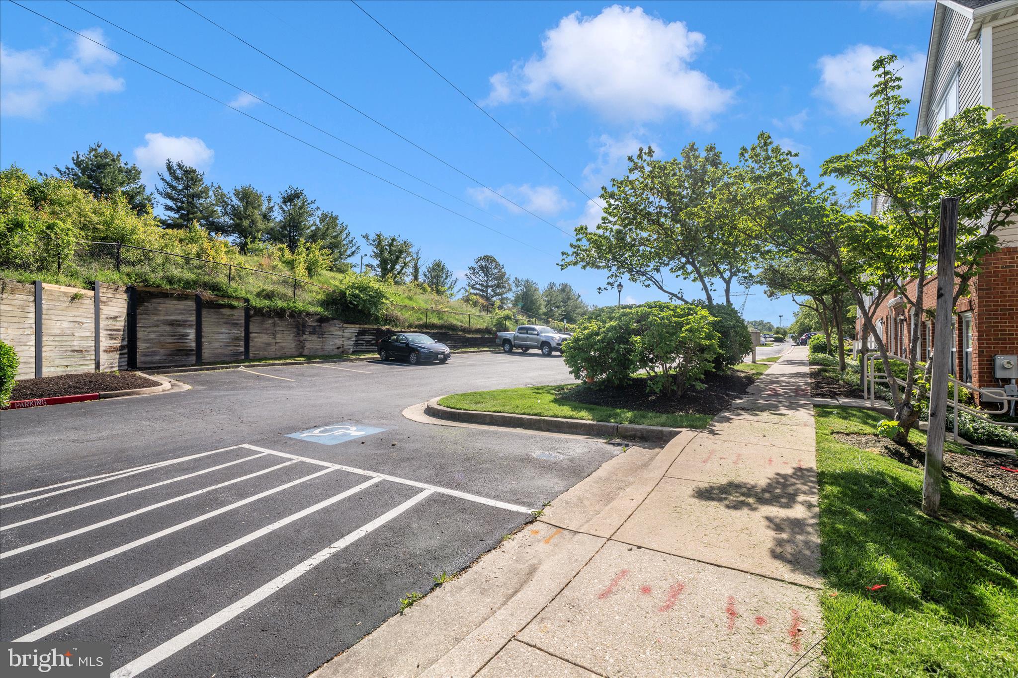 ELKRIDGE TOWN CENTER - Residential