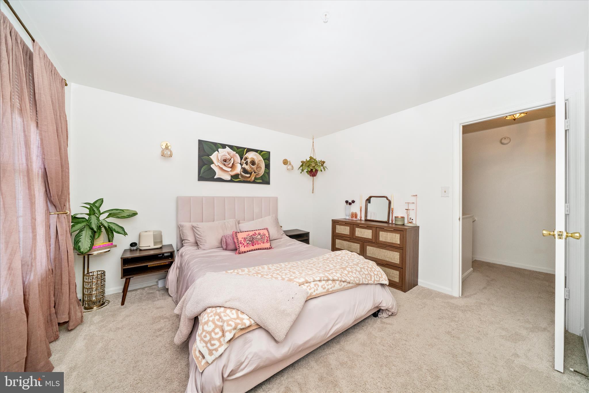 ELKRIDGE TOWN CENTER - Residential