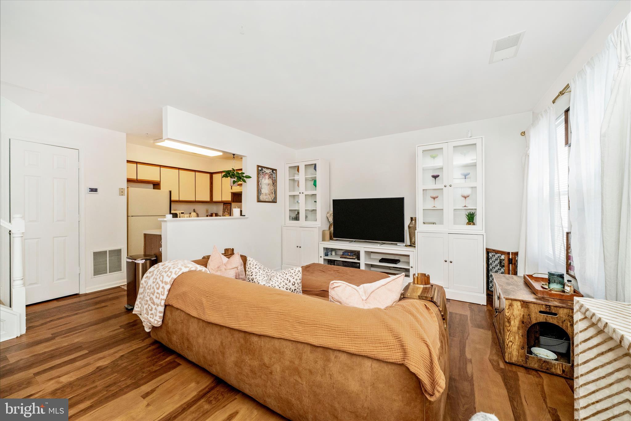 ELKRIDGE TOWN CENTER - Residential
