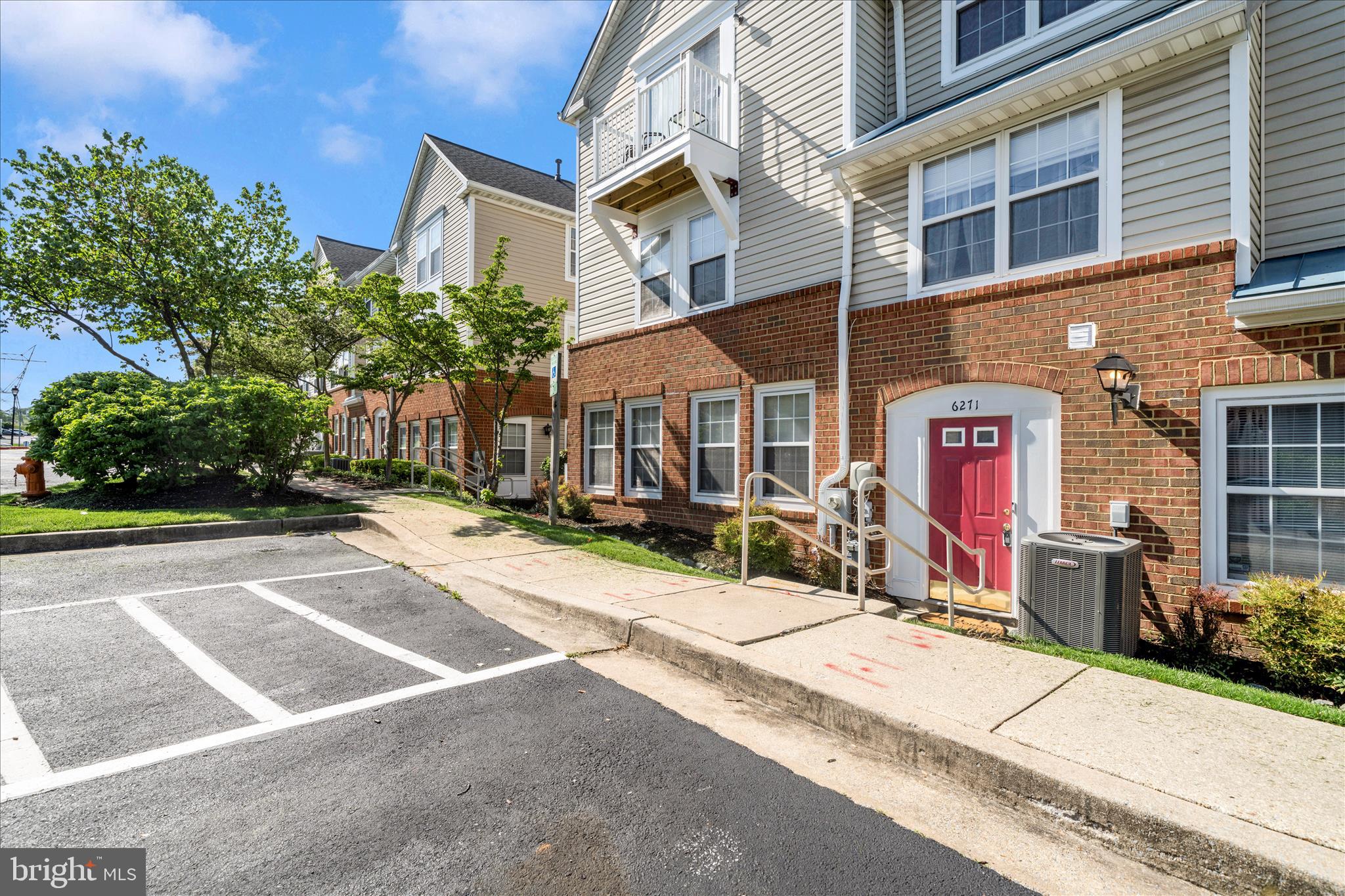 ELKRIDGE TOWN CENTER - Residential