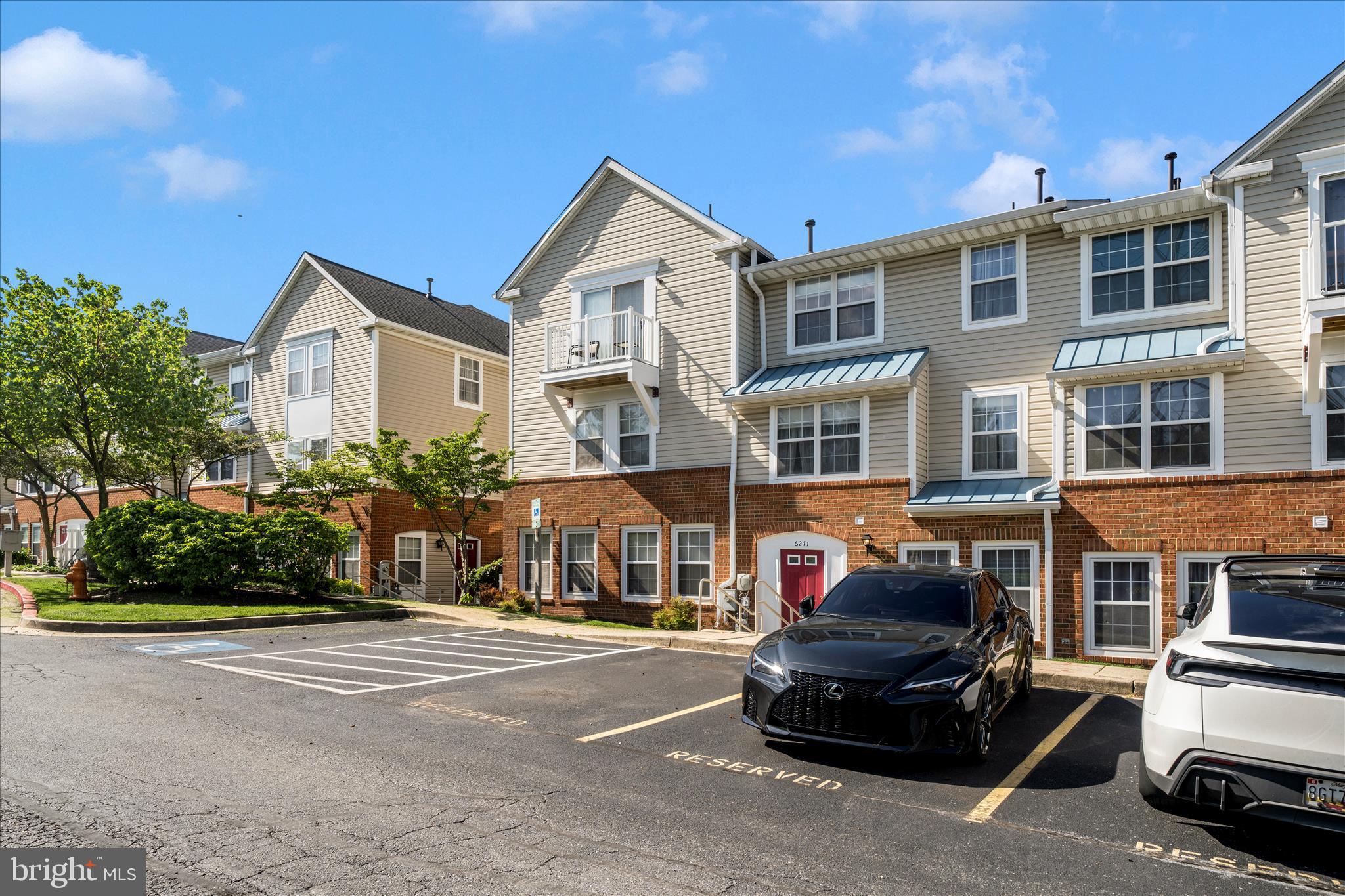 ELKRIDGE TOWN CENTER - Residential