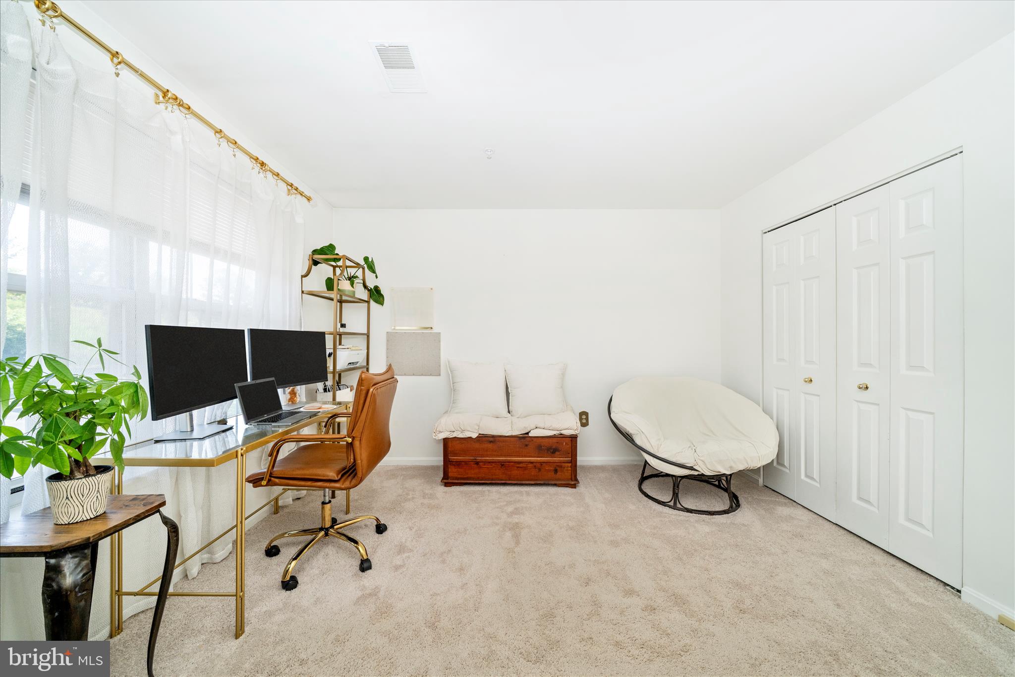 ELKRIDGE TOWN CENTER - Residential