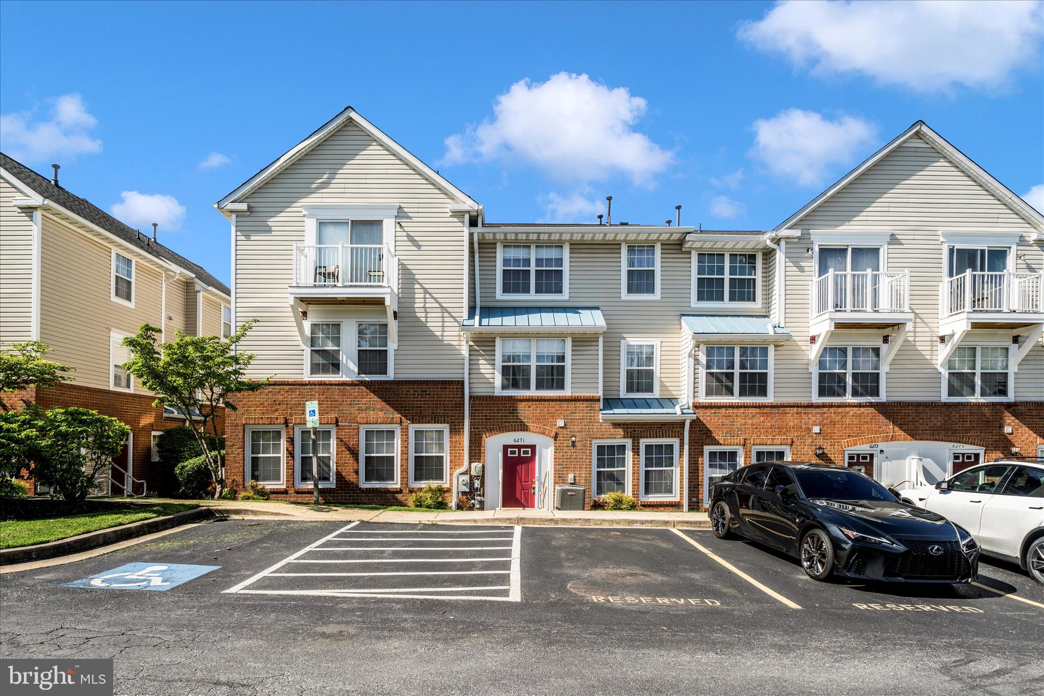 ELKRIDGE TOWN CENTER - Residential