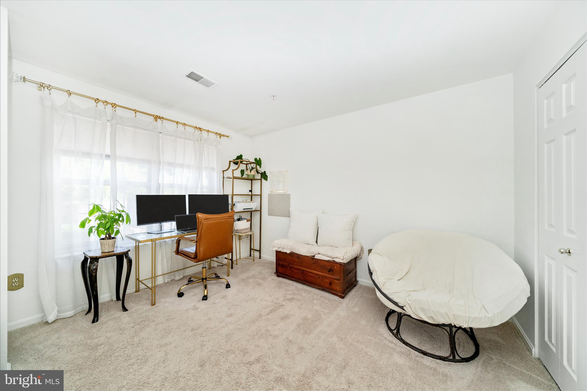 ELKRIDGE TOWN CENTER - Residential