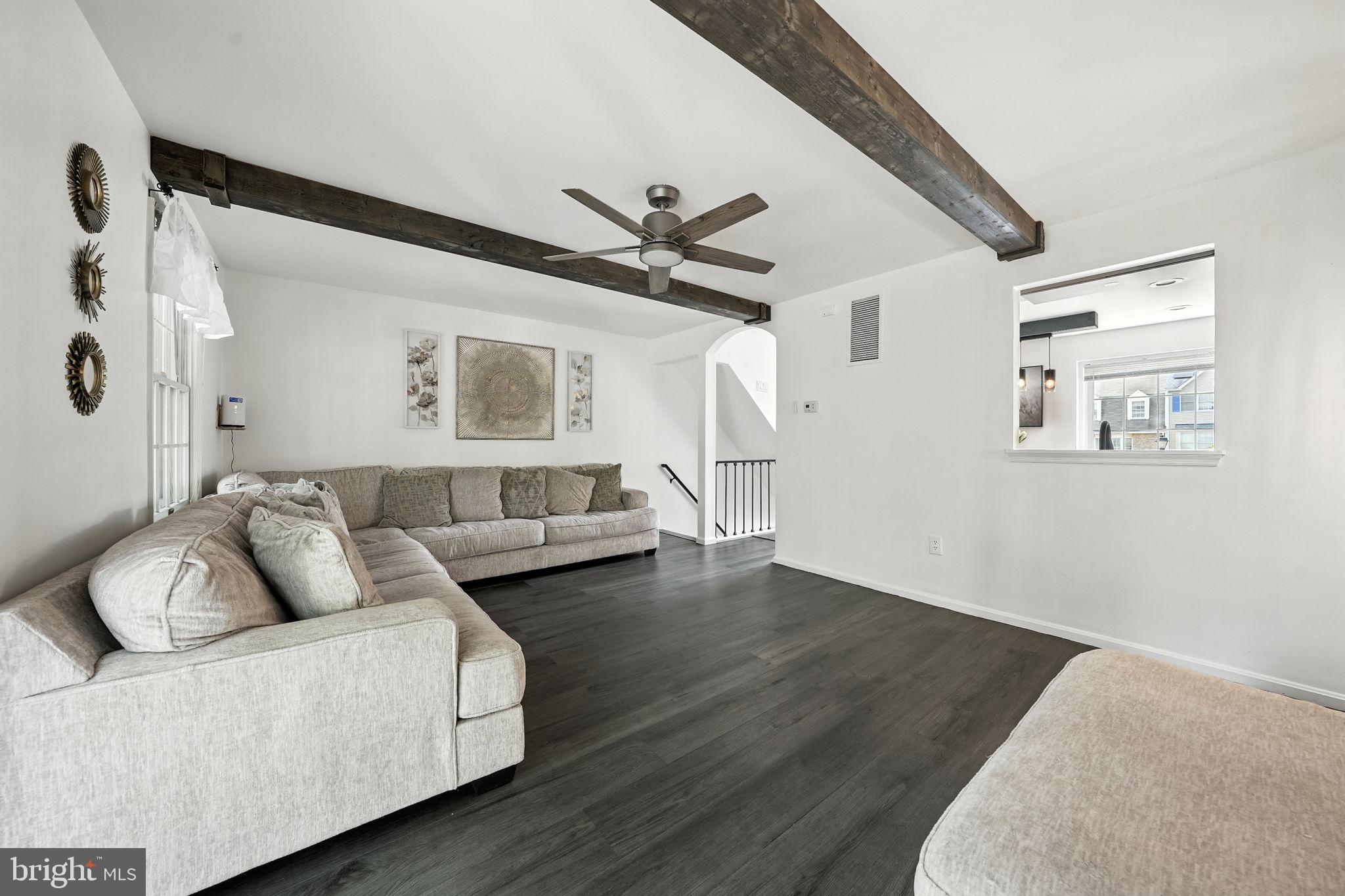 5702 CHASE COURT