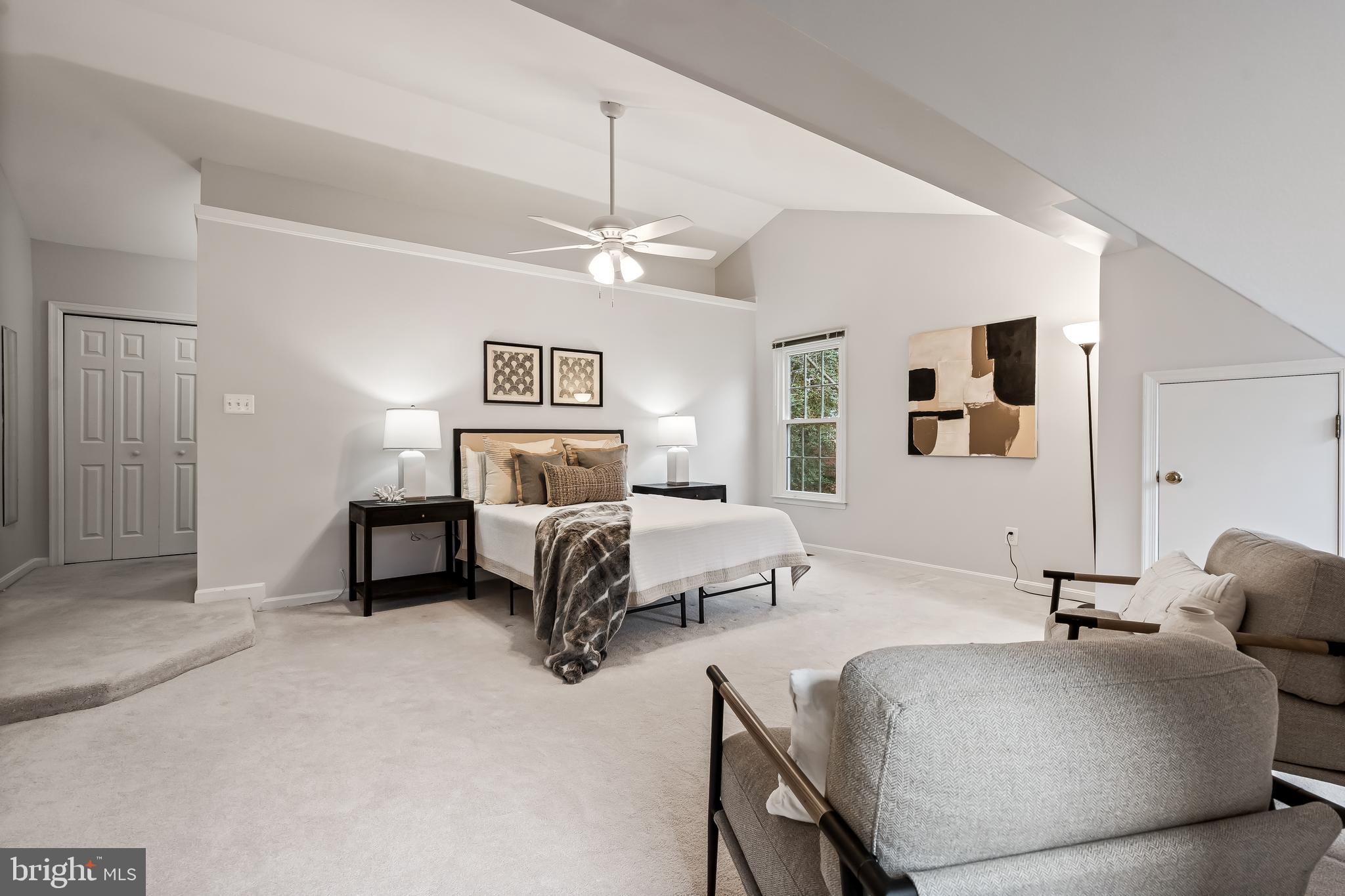 SOUTH RUN OAKS - Residential