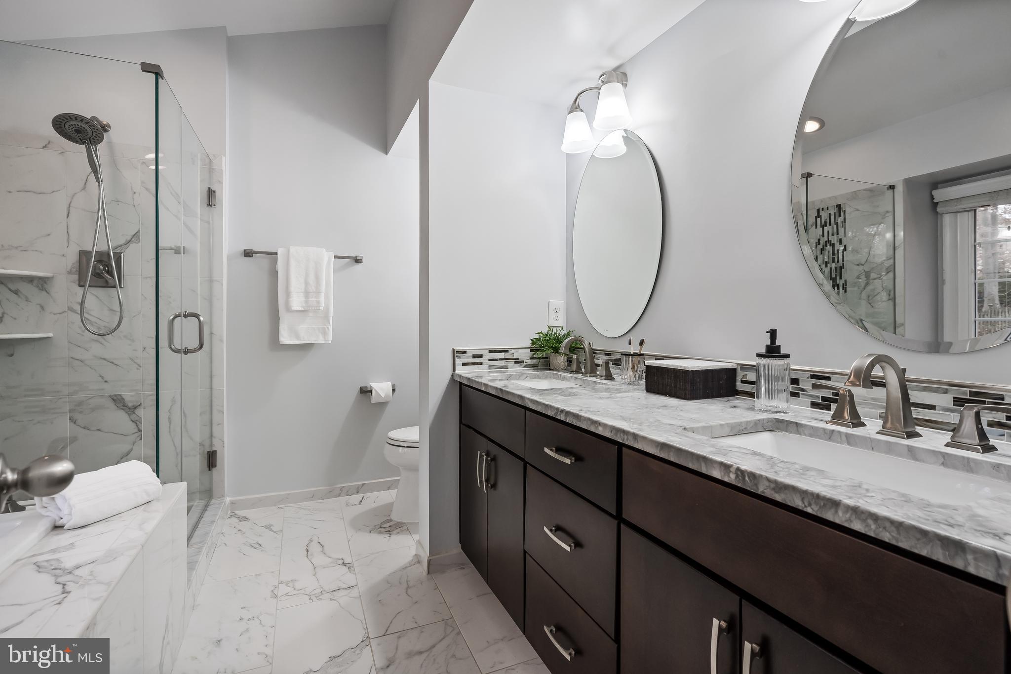 SOUTH RUN OAKS - Residential