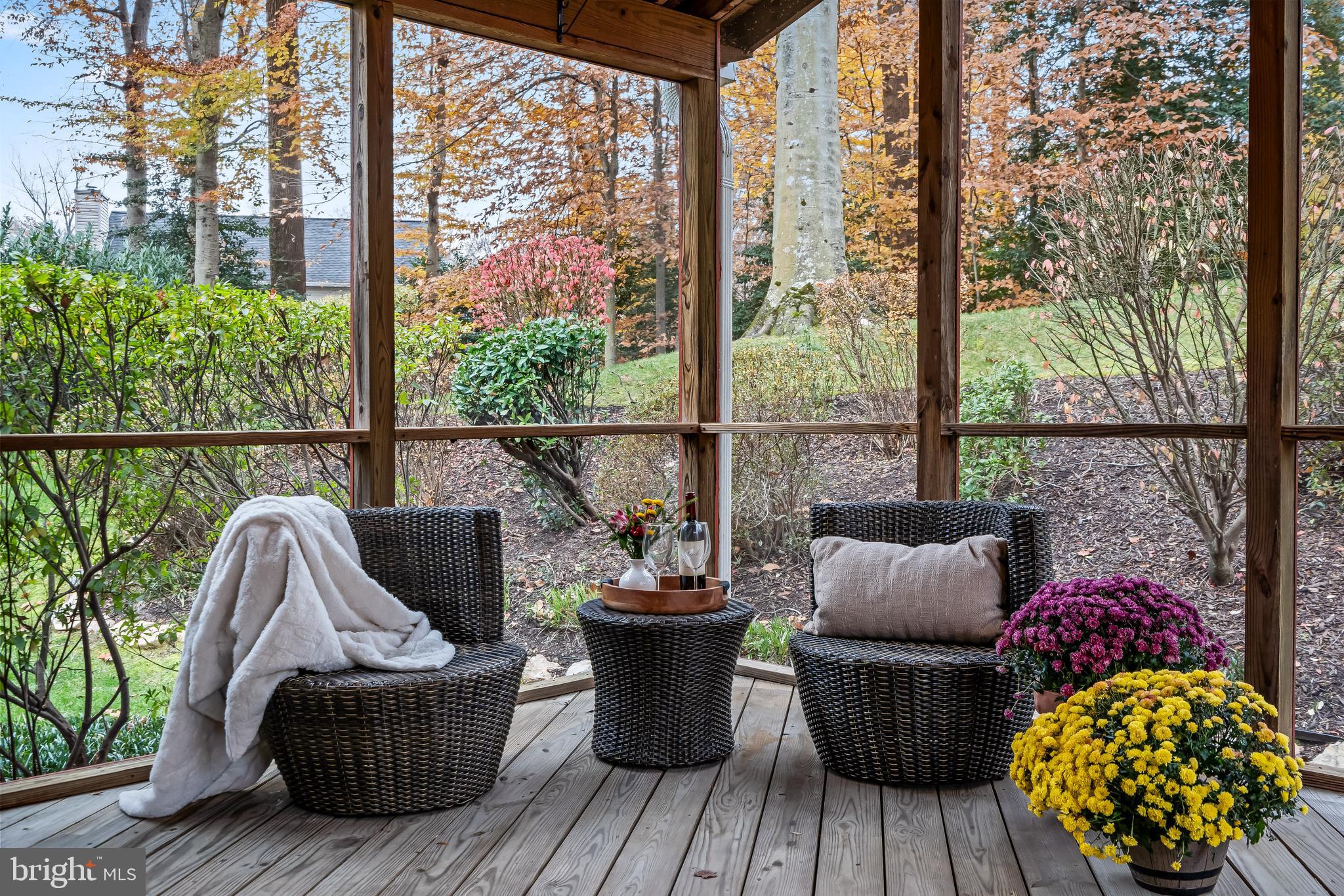 SOUTH RUN OAKS - Residential