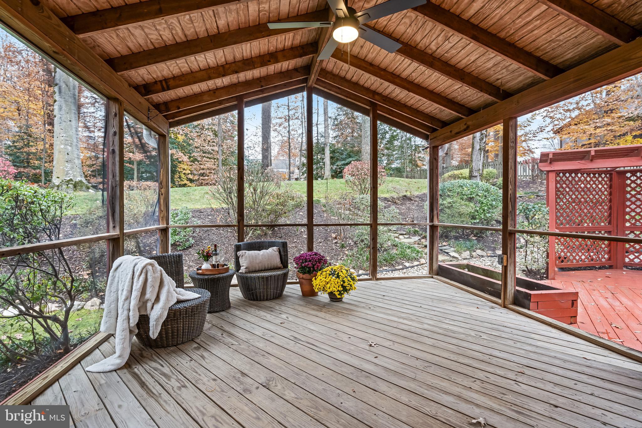 SOUTH RUN OAKS - Residential