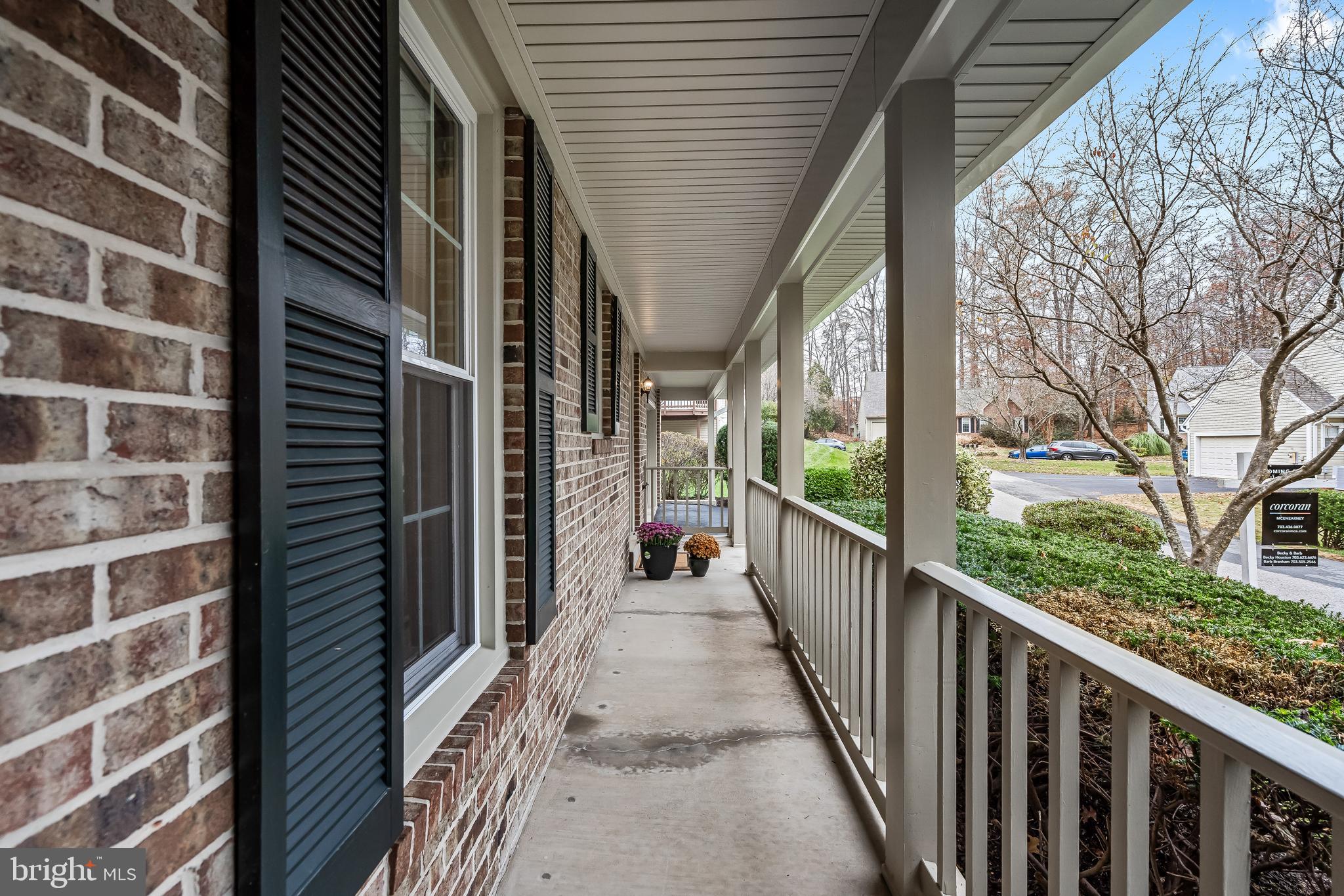 SOUTH RUN OAKS - Residential