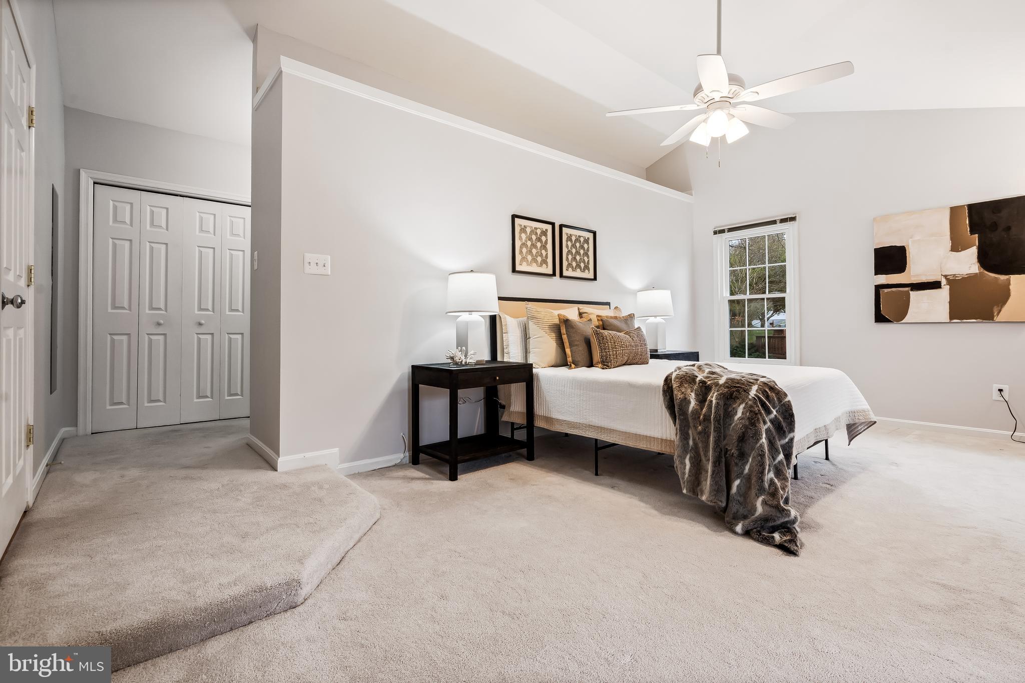 SOUTH RUN OAKS - Residential