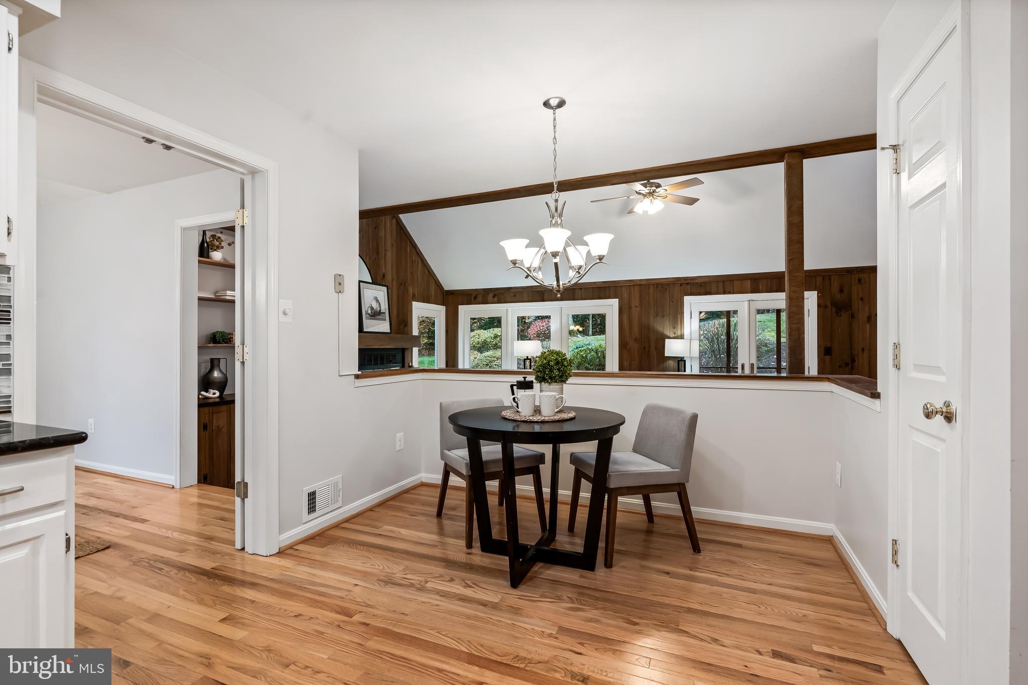 SOUTH RUN OAKS - Residential