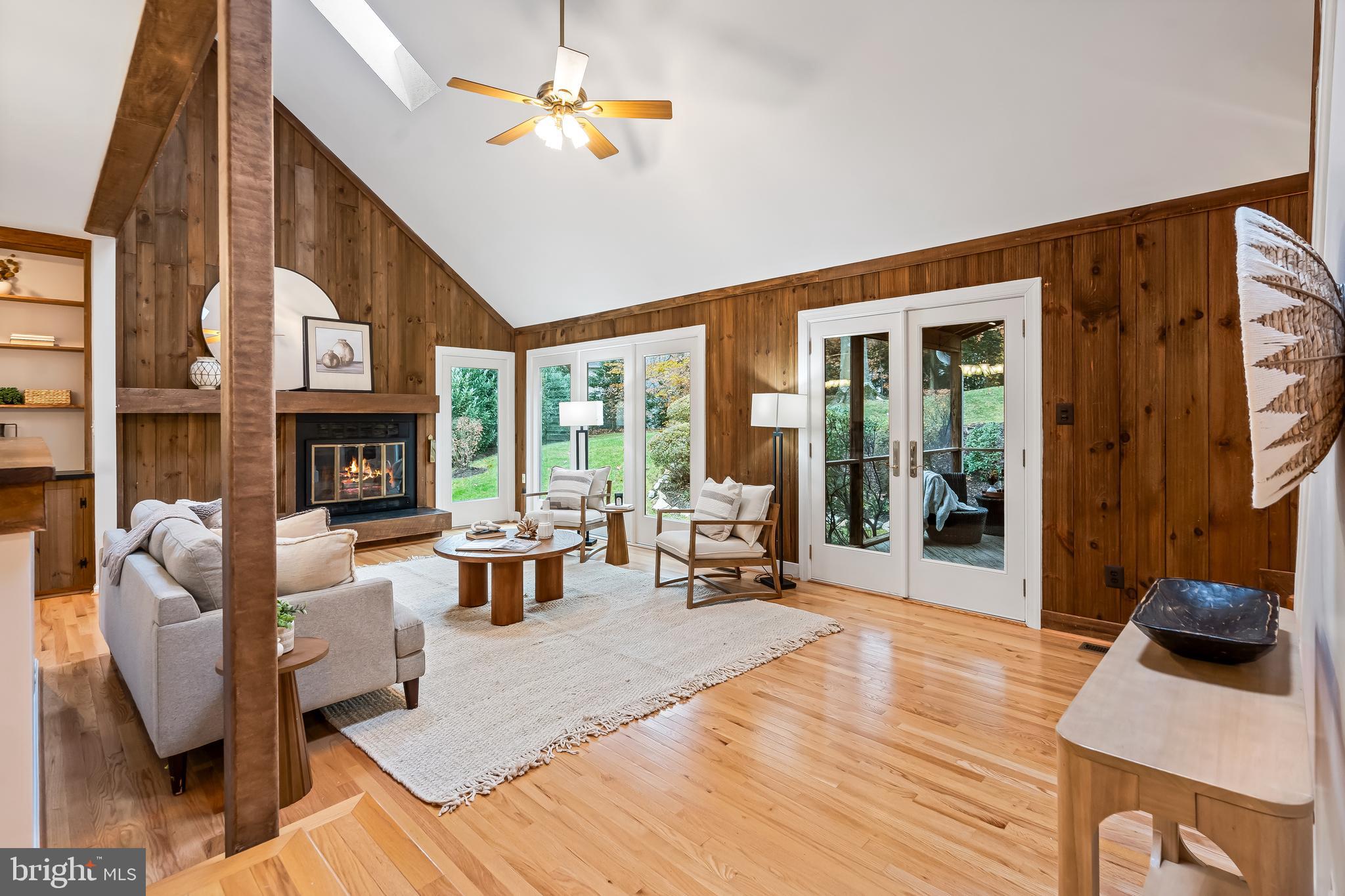 SOUTH RUN OAKS - Residential