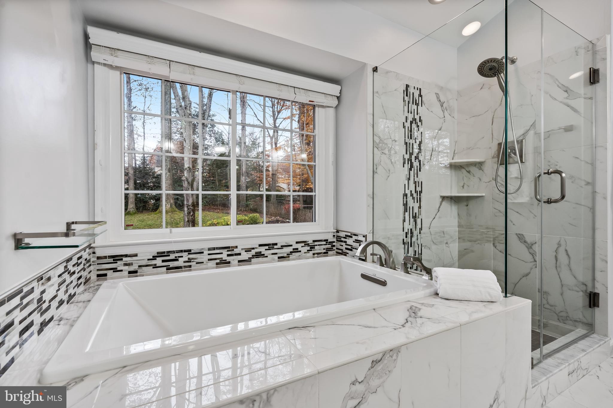 SOUTH RUN OAKS - Residential