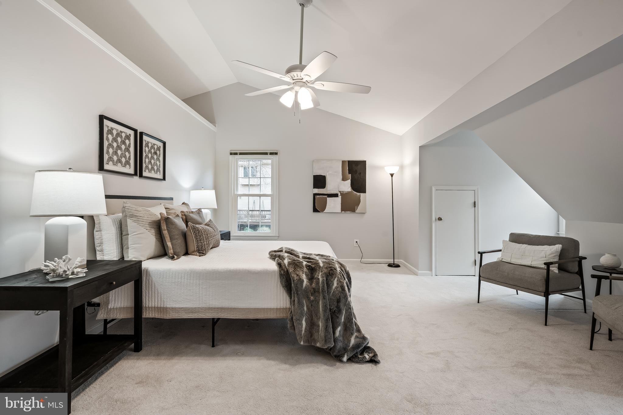 SOUTH RUN OAKS - Residential