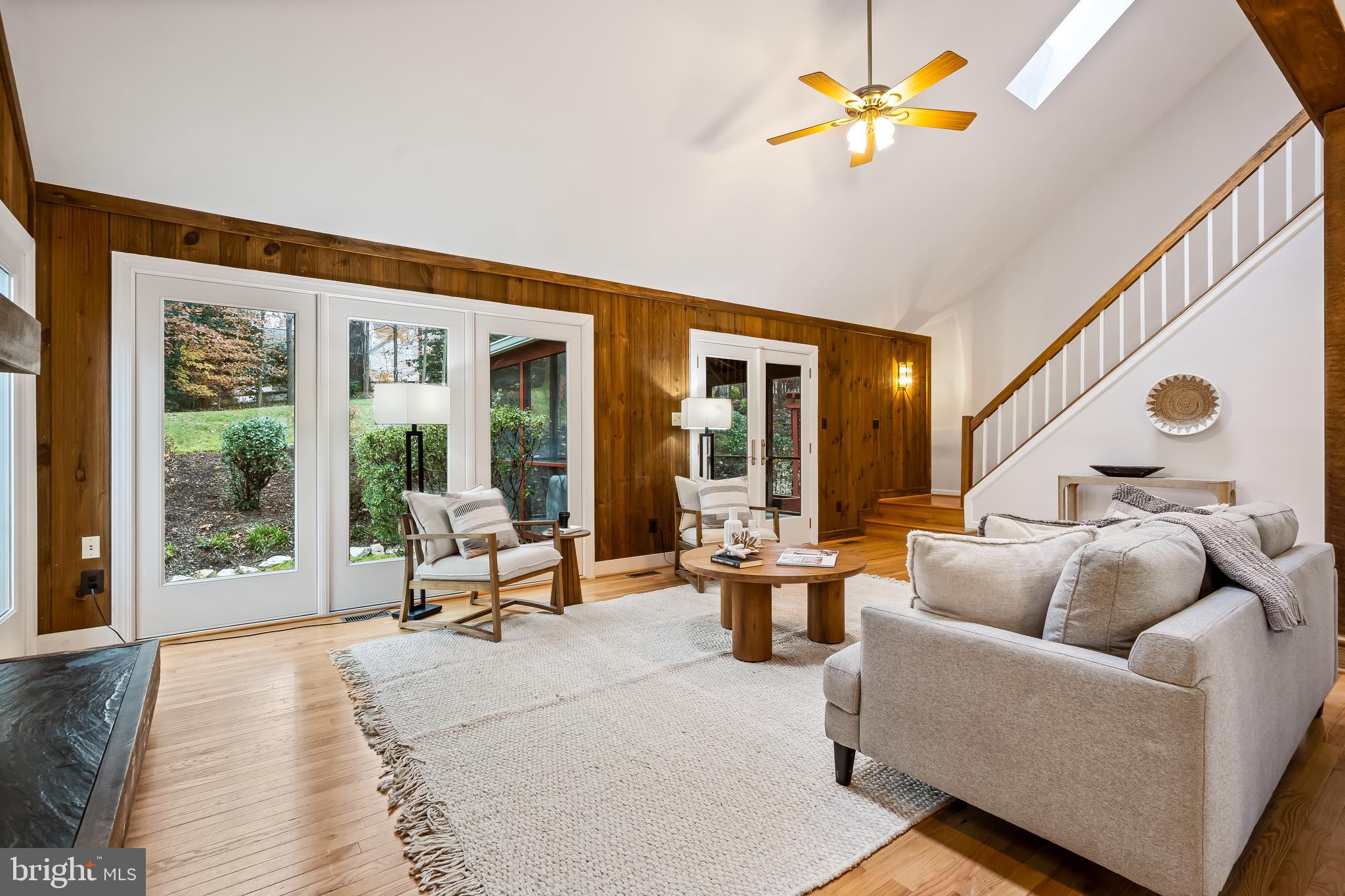 SOUTH RUN OAKS - Residential