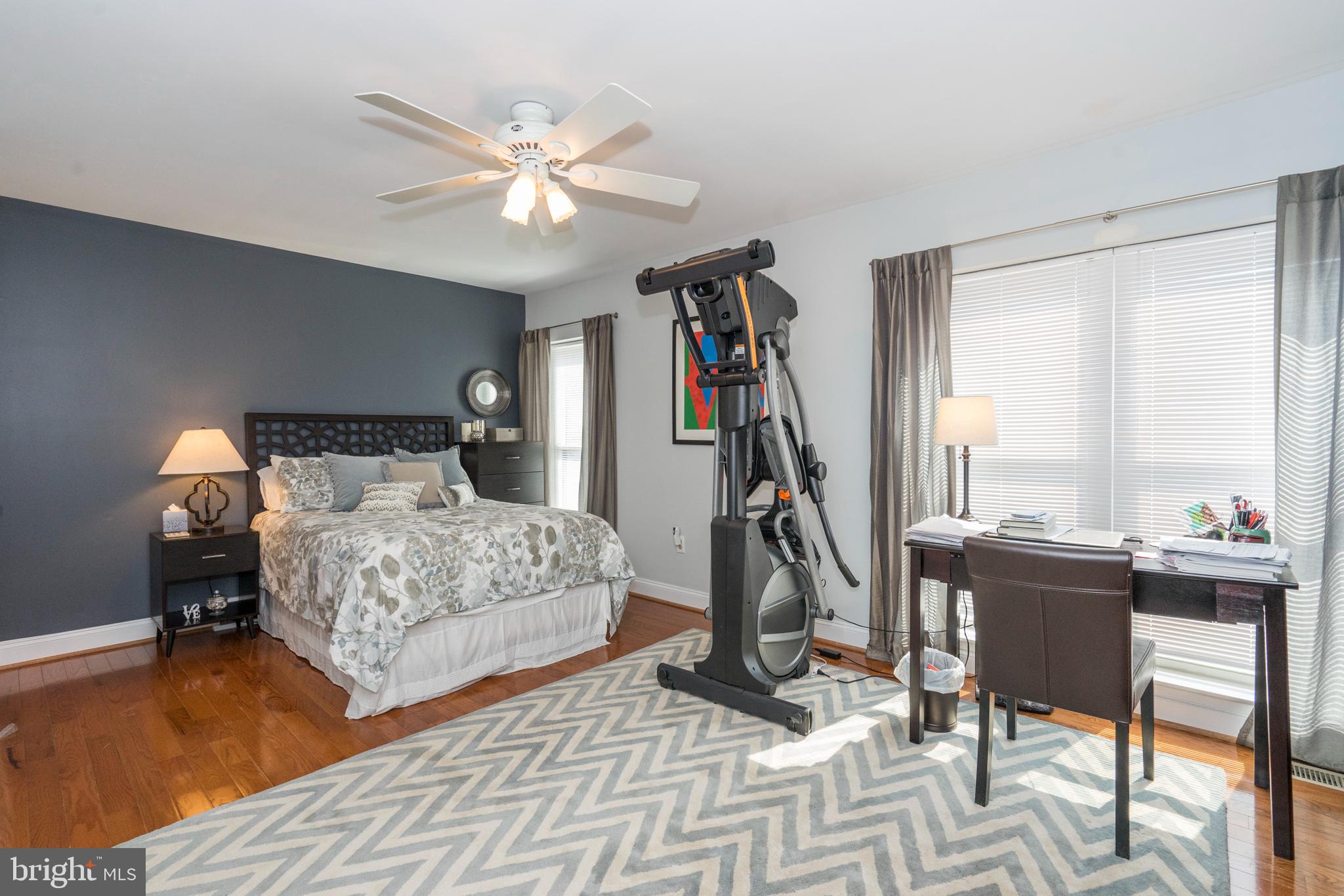 LOGAN SQUARE - Residential Lease