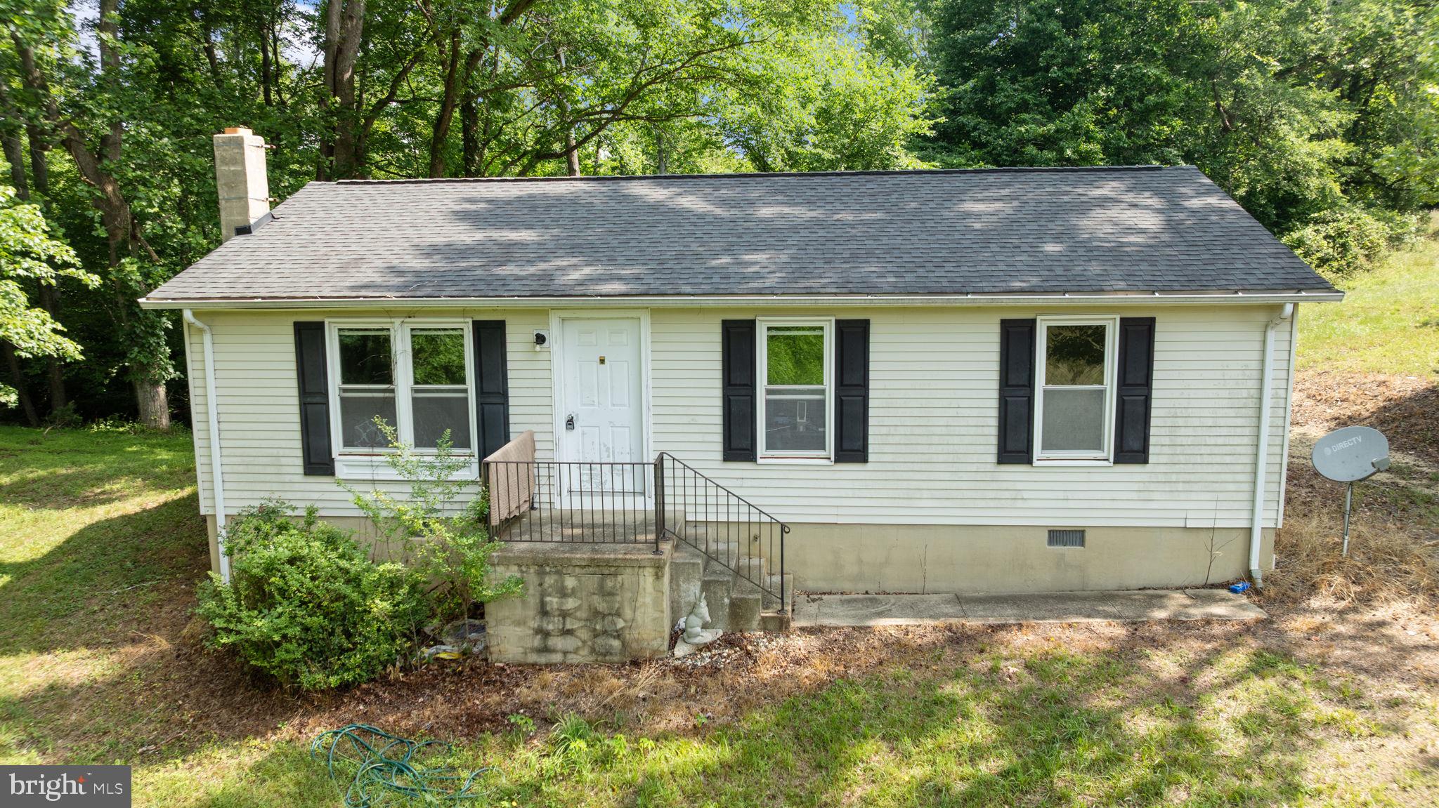 5950 FOSTER LANE