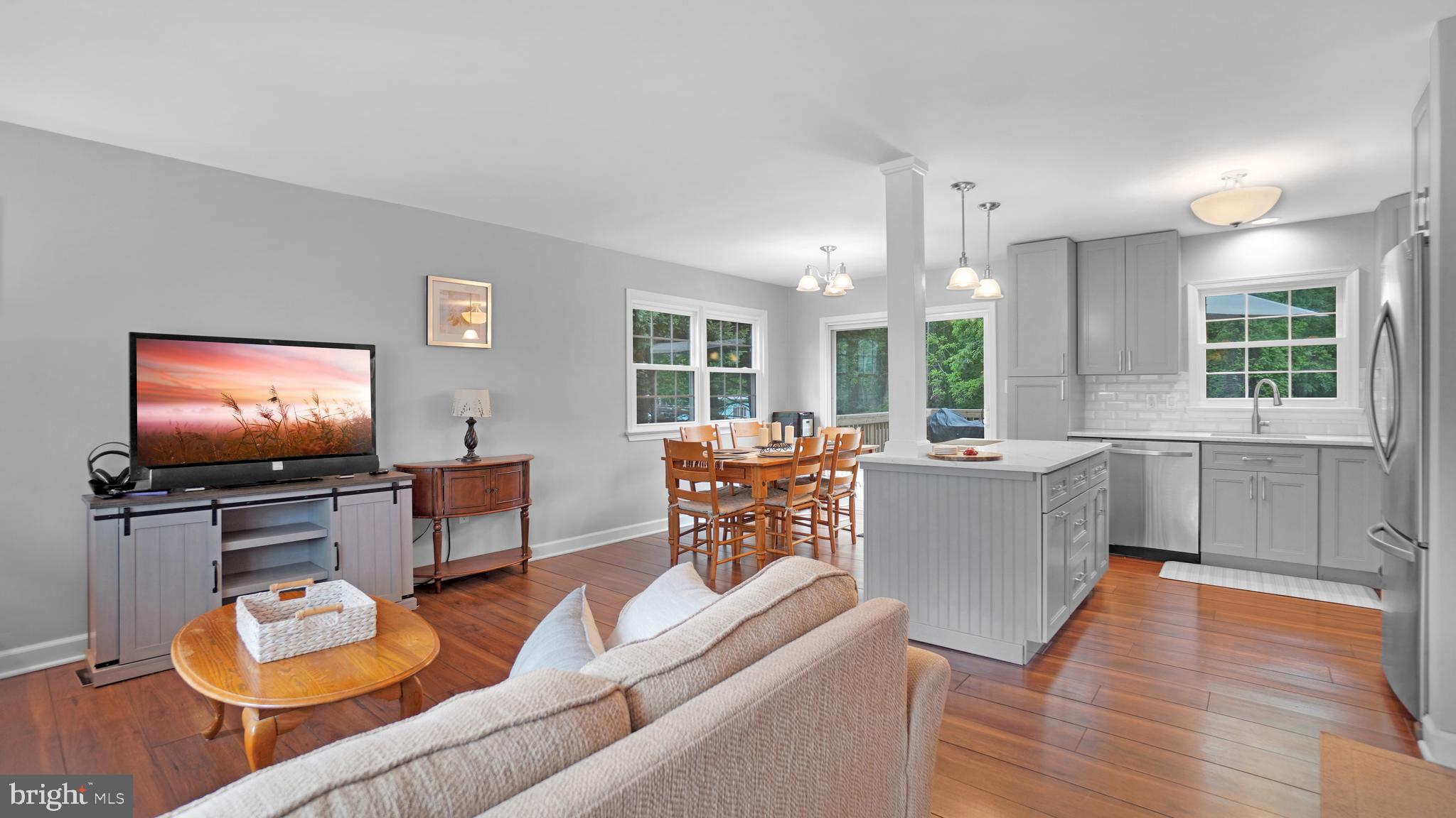 VENICE ON THE BAY - Residential