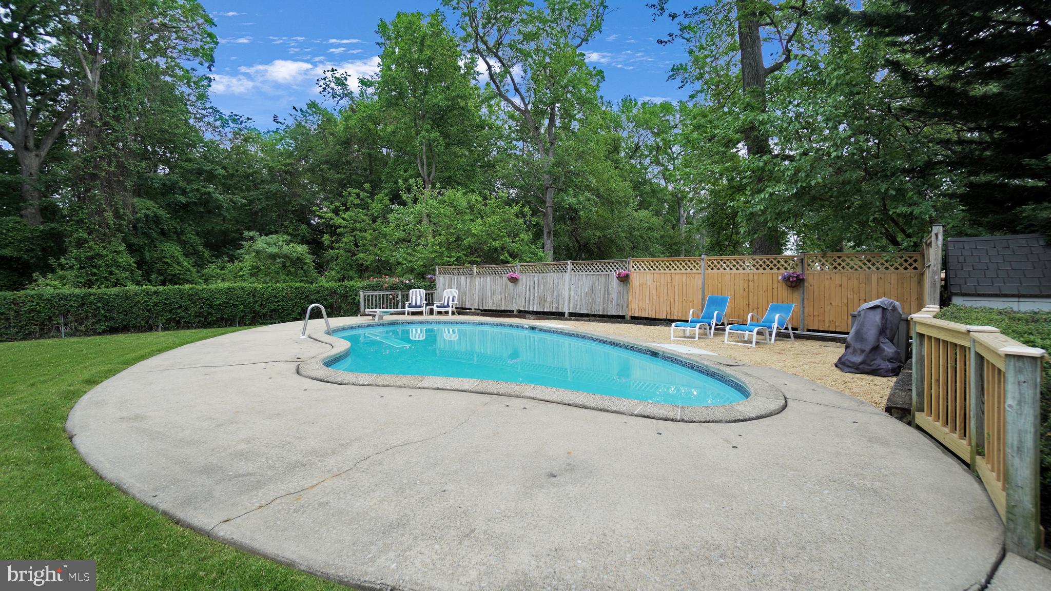 VENICE ON THE BAY - Residential
