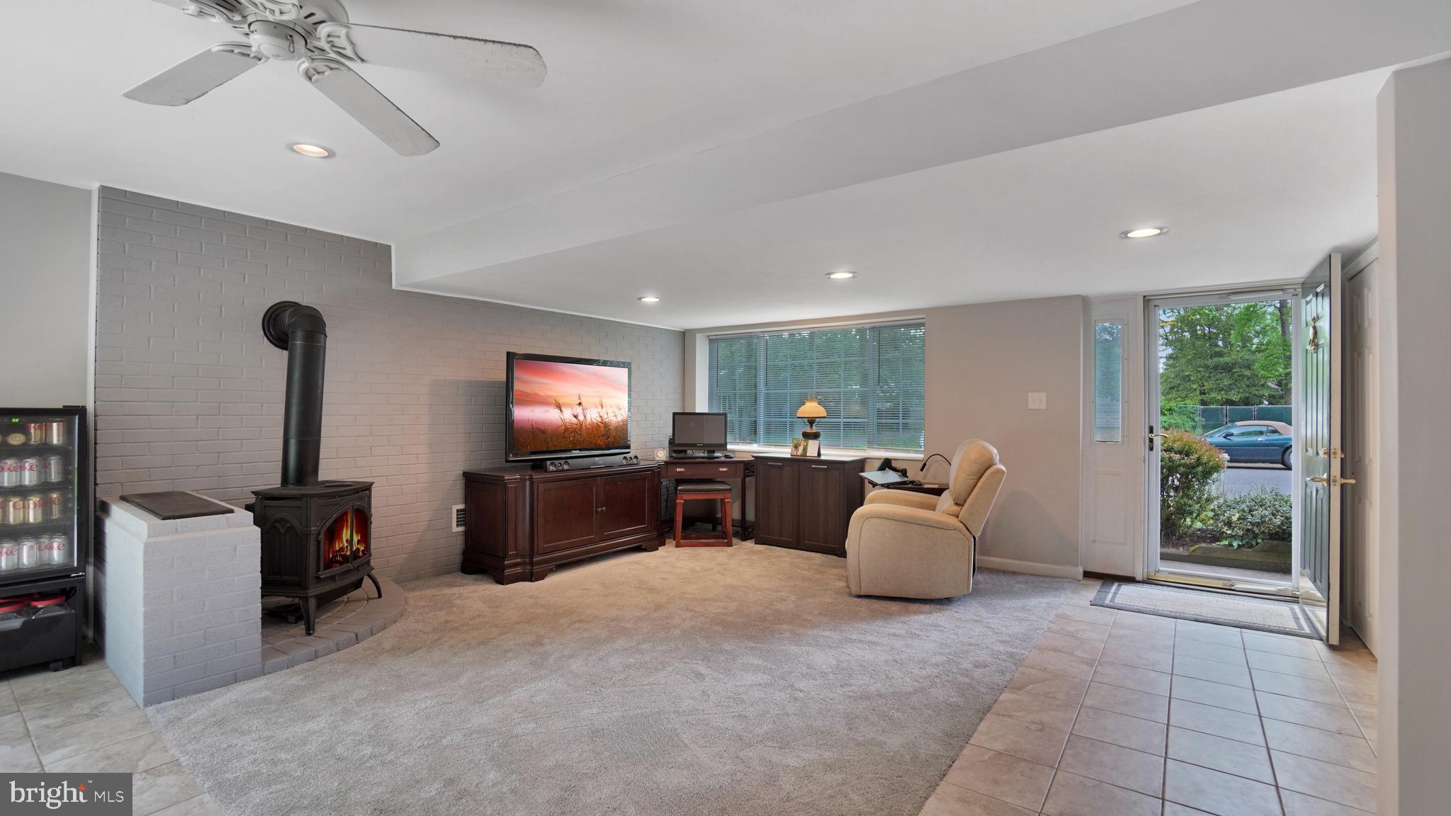 VENICE ON THE BAY - Residential