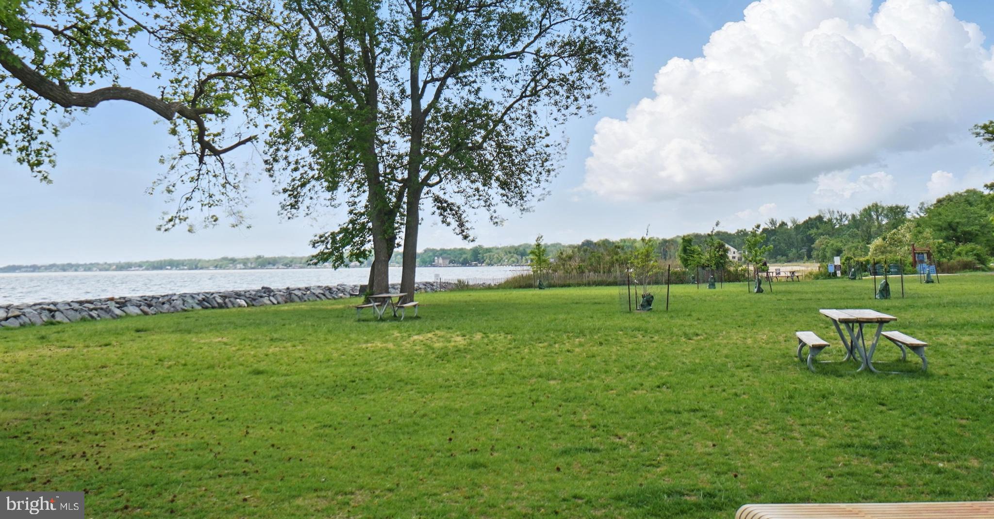 VENICE ON THE BAY - Residential