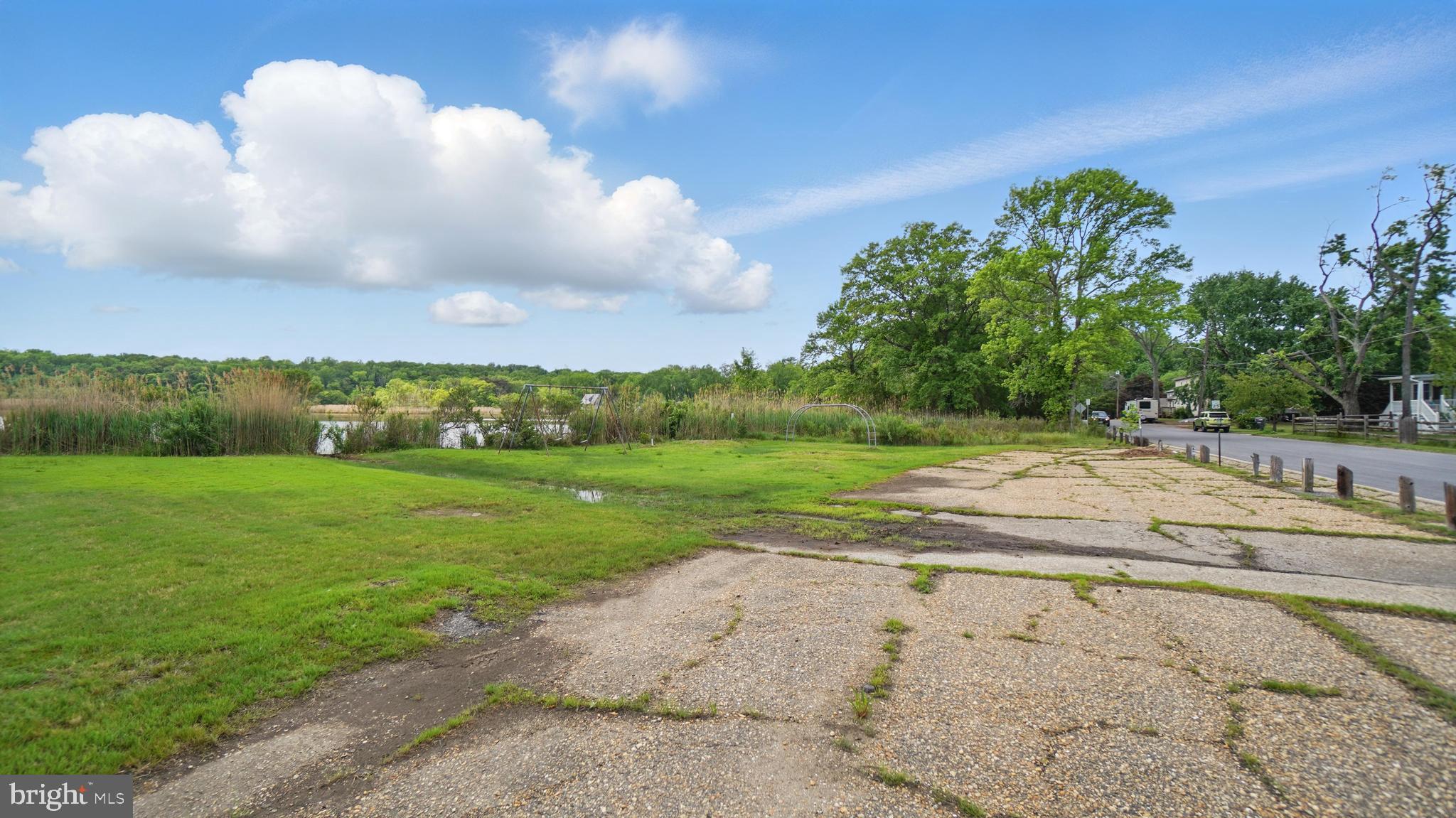 VENICE ON THE BAY - Residential