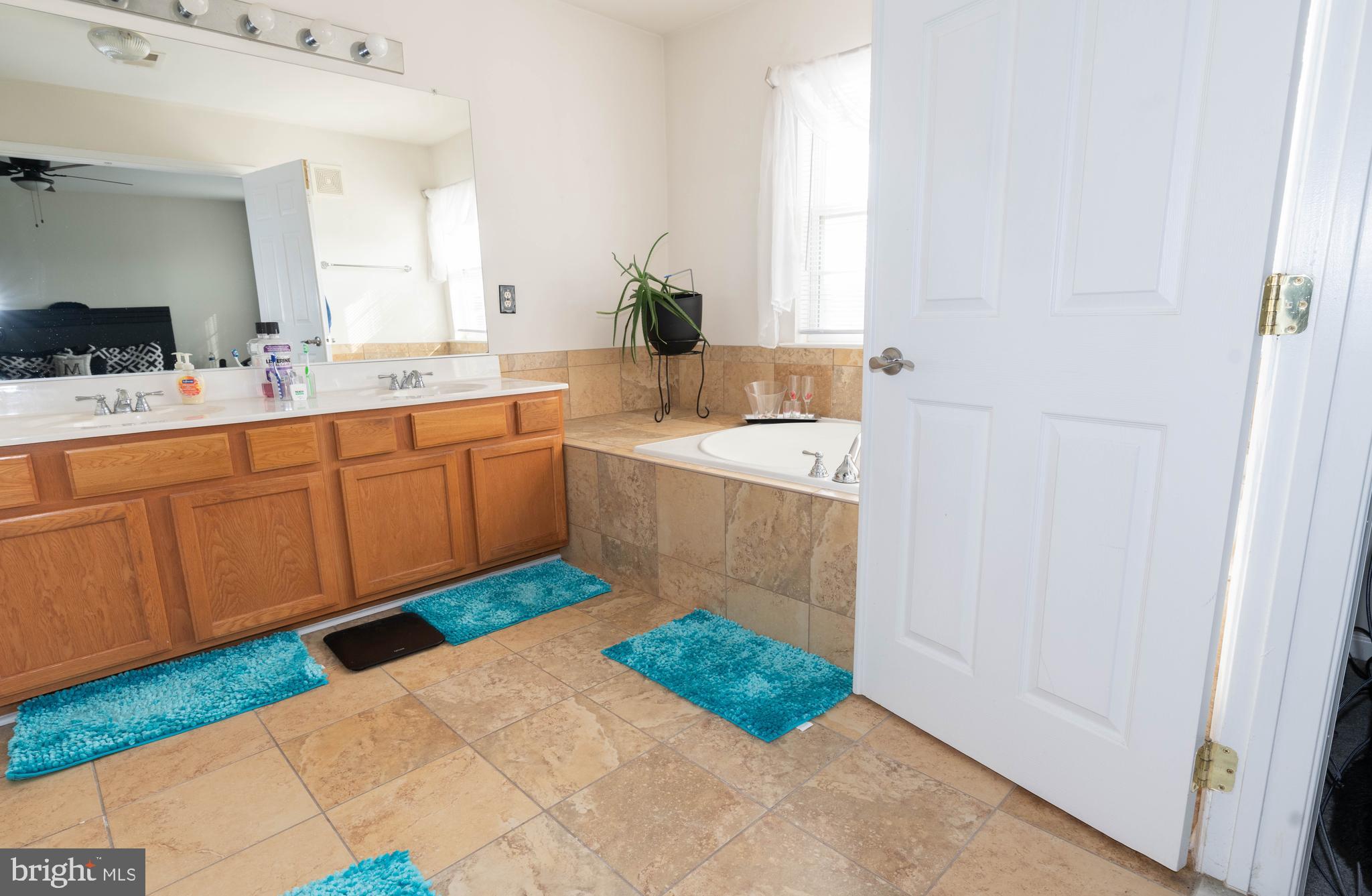 GREENWAY FARMS - Residential