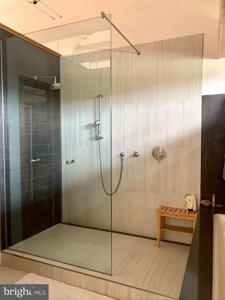 NORTH SHORES - Residential