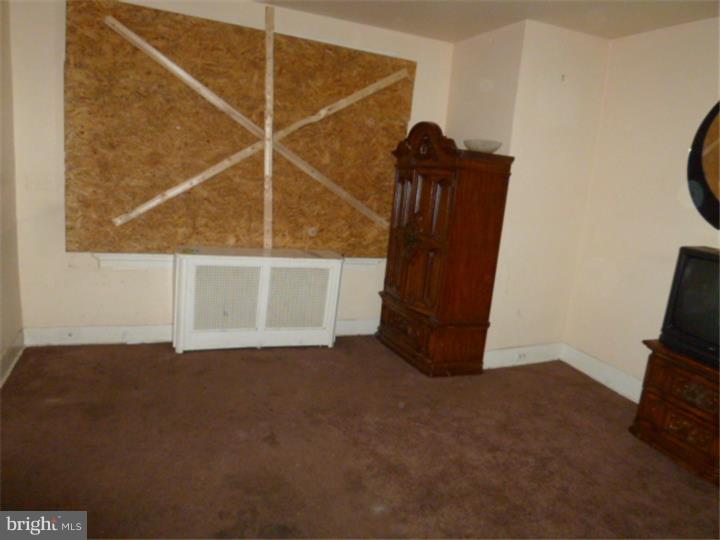 FRANKFORD - Residential